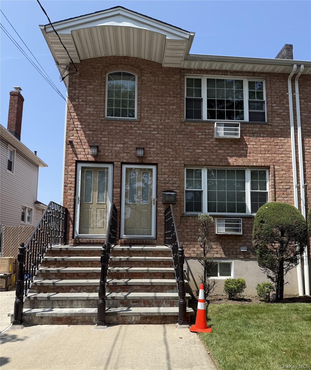 #1 photo, 140-08 243rd Street, Rosedale , NY 11422