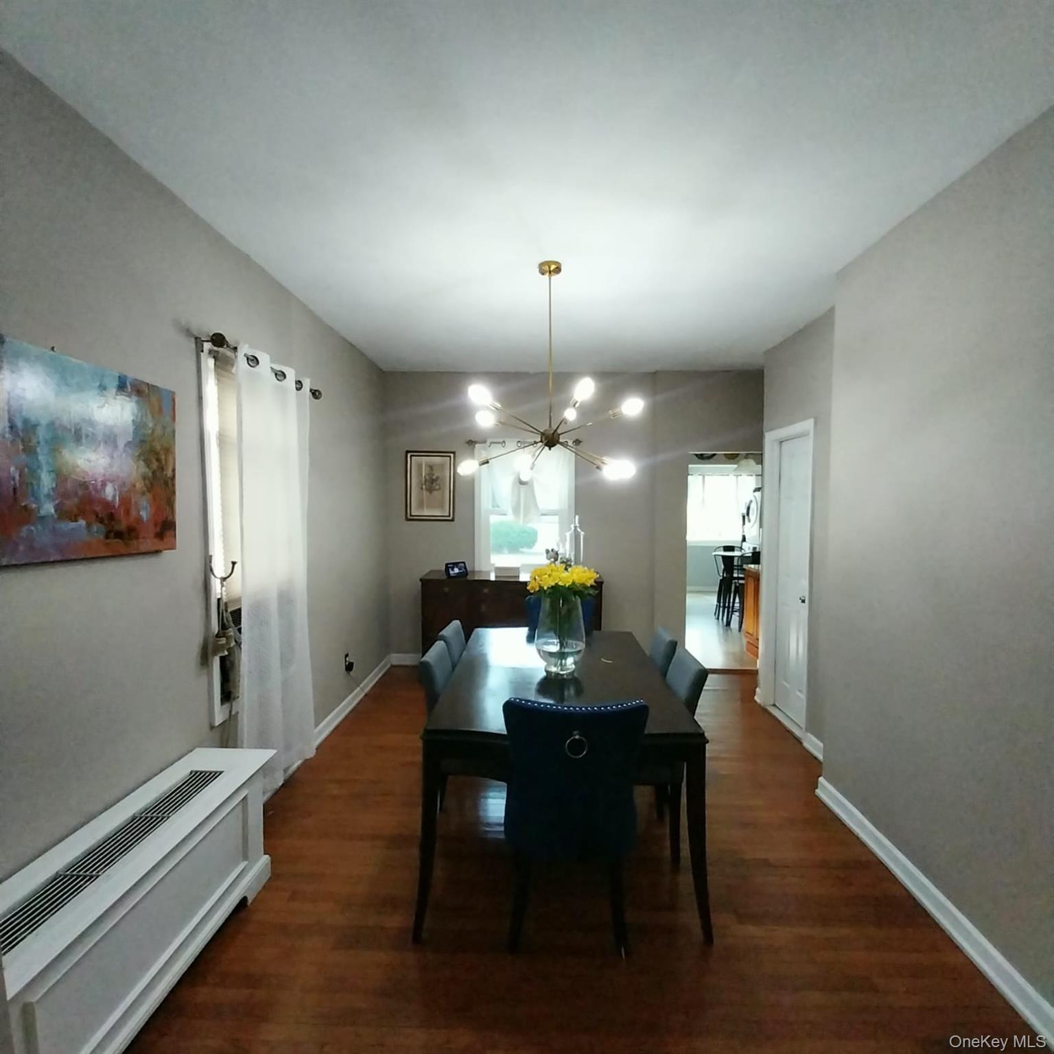 #18 photo, 230 E New York Avenue, Valley Stream , NY 11580