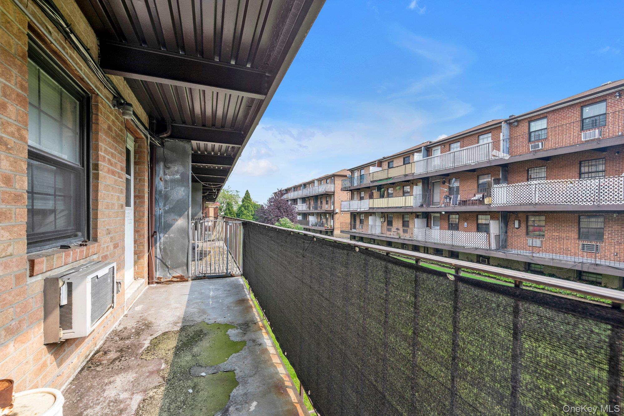 #9 photo, 151-37 78th Street, कुईंस Howard Beach , NY 11414