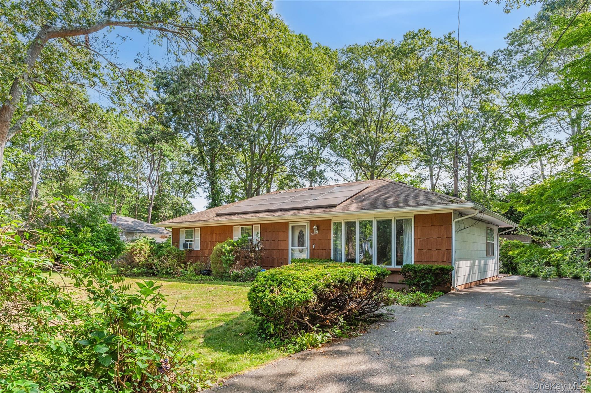 #17 photo, 225 Chichester Ave, サフォーク郡 Center Moriches , NY 11934