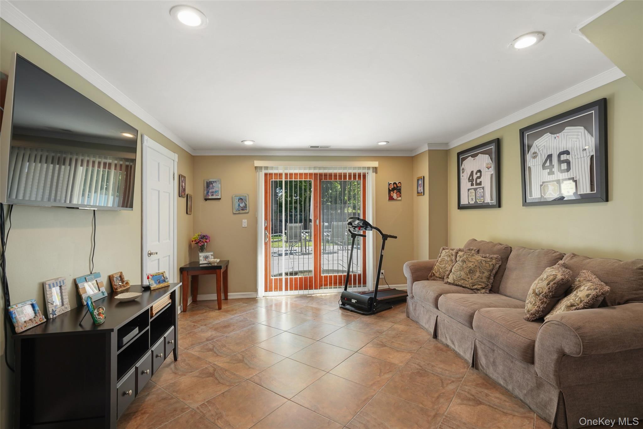 #3 photo, 85 Vernon Drive, Scarsdale , NY 10583