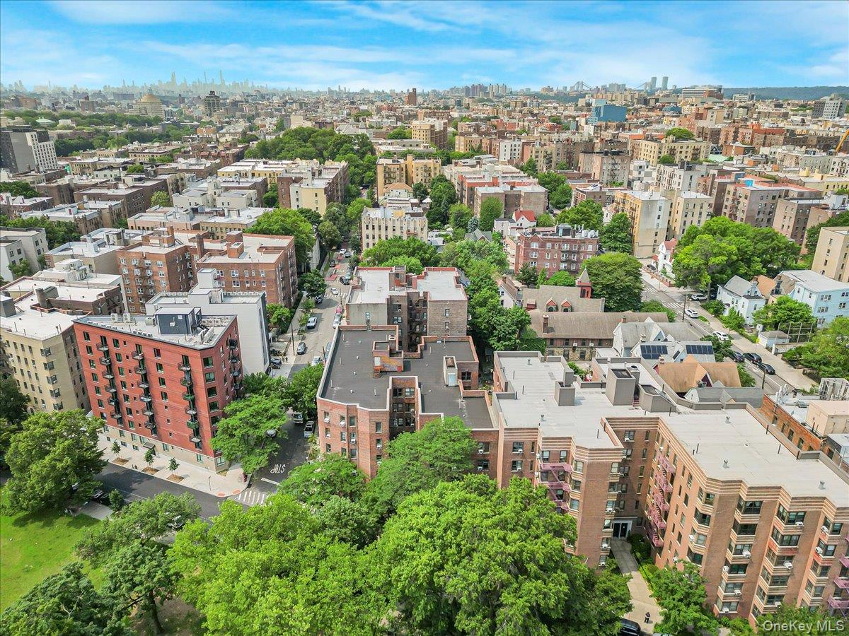 #9 photo, 306 Mosholu Parkway, Bronx , NY 10458