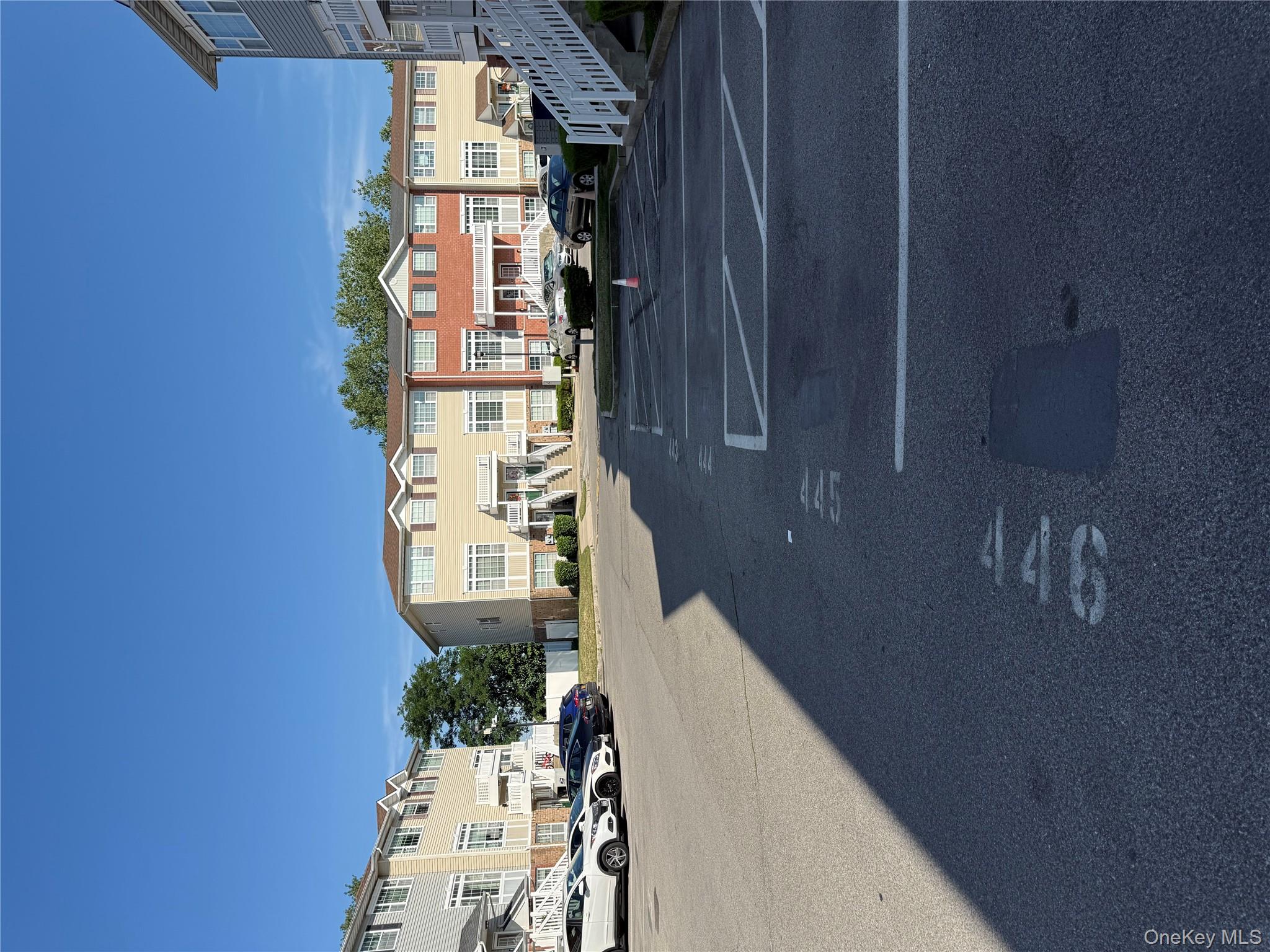 #3 photo, 109 Heron Ln Lane, Bronx , NY 10473