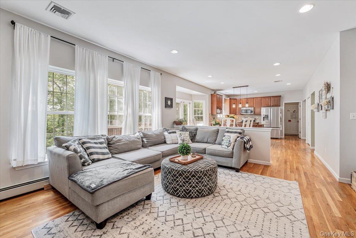 #16 photo, 4 Carlisle Court, Highland Mills , NY 10930