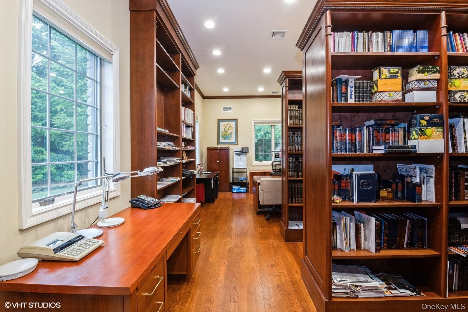 #15 photo, 835 Barberry Lane, ナッソー郡 Woodsburgh , NY 11598