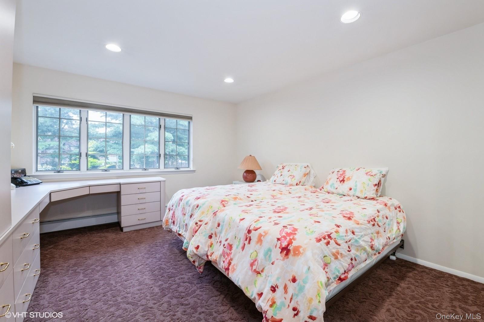 #18 photo, 835 Barberry Lane, ナッソー郡 Woodsburgh , NY 11598