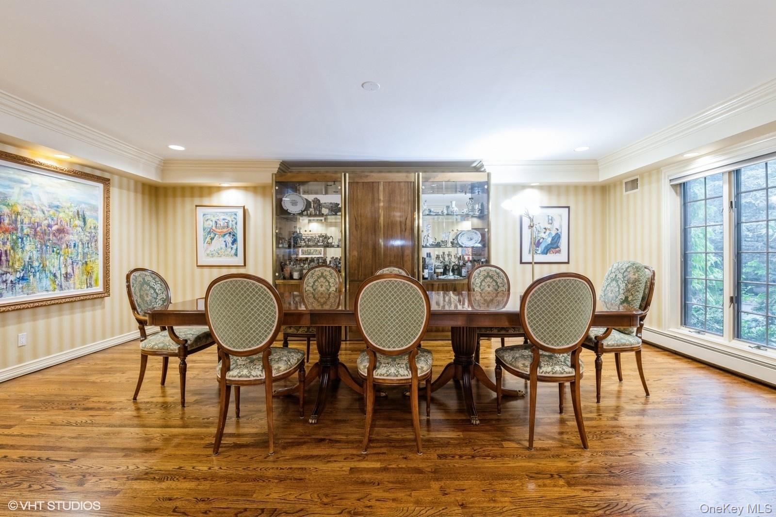 #2 photo, 835 Barberry Lane, ナッソー郡 Woodsburgh , NY 11598