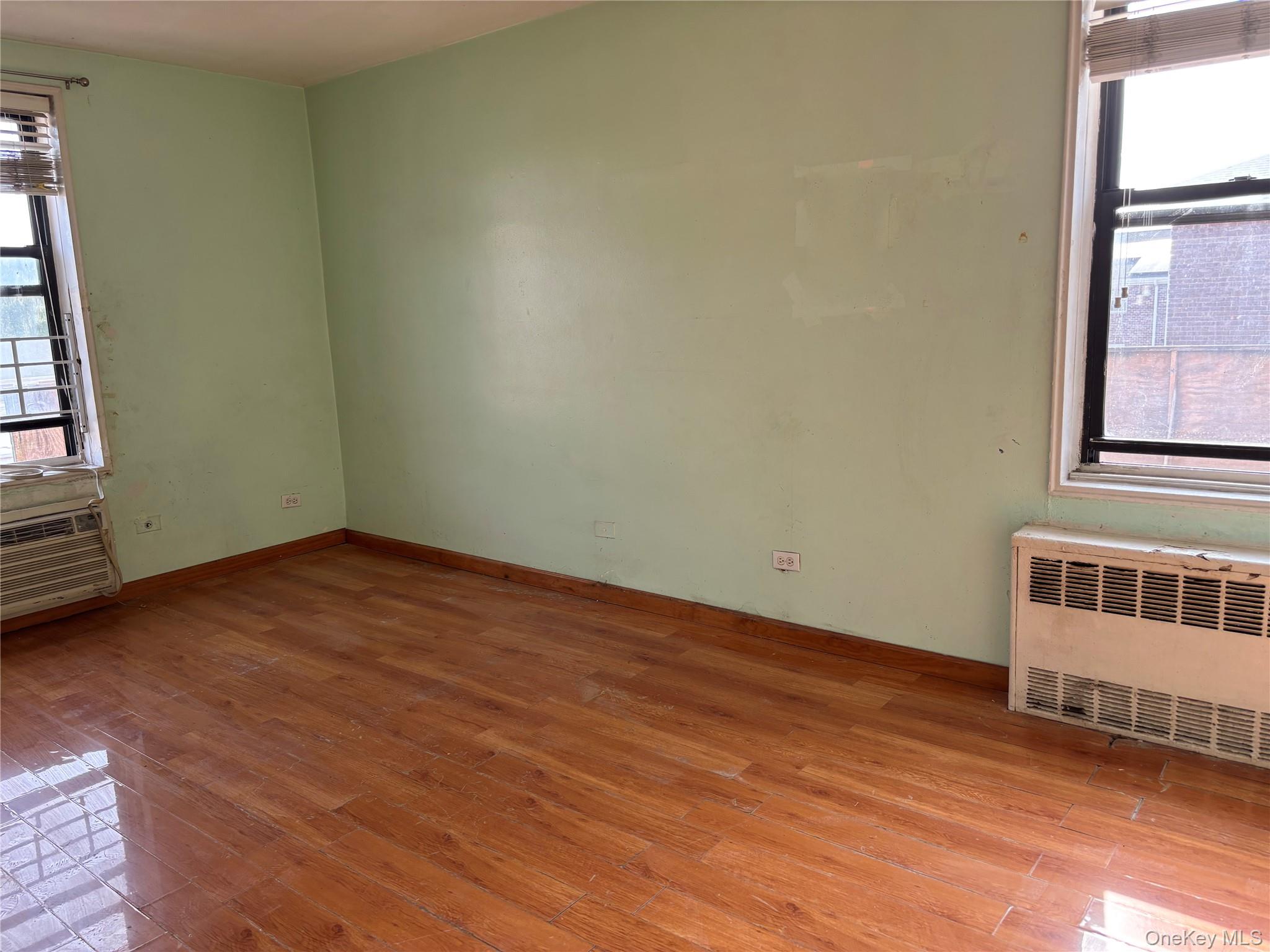 #14 photo, 15272 Melbourne Avenue, クイーンズ区 Flushing , NY 11367