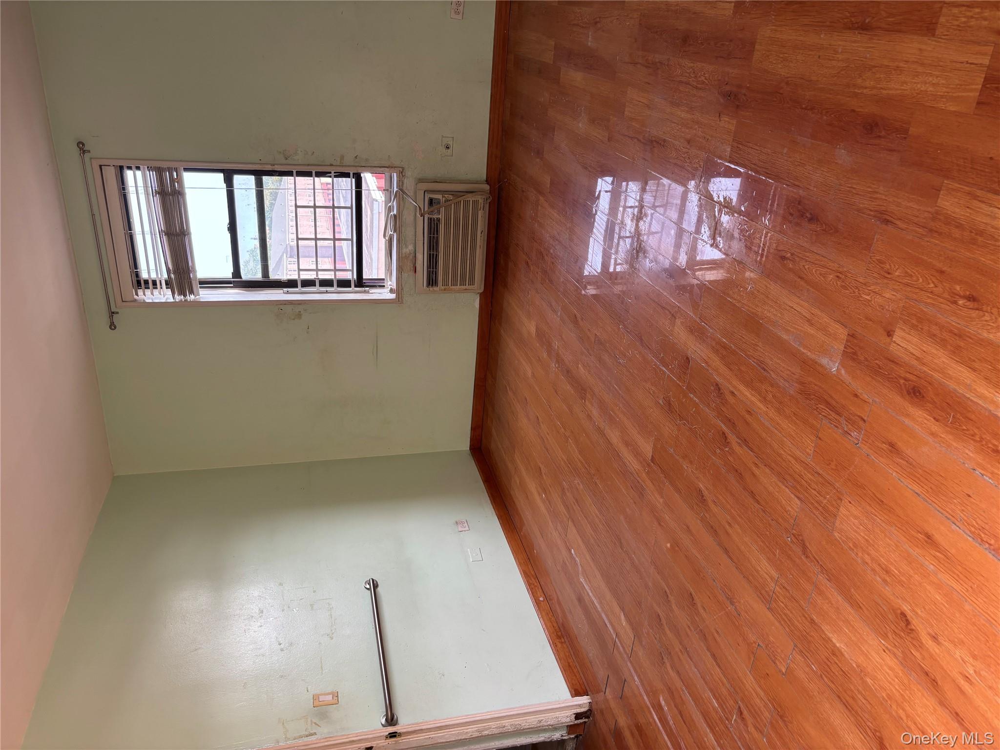 #15 photo, 15272 Melbourne Avenue, クイーンズ区 Flushing , NY 11367