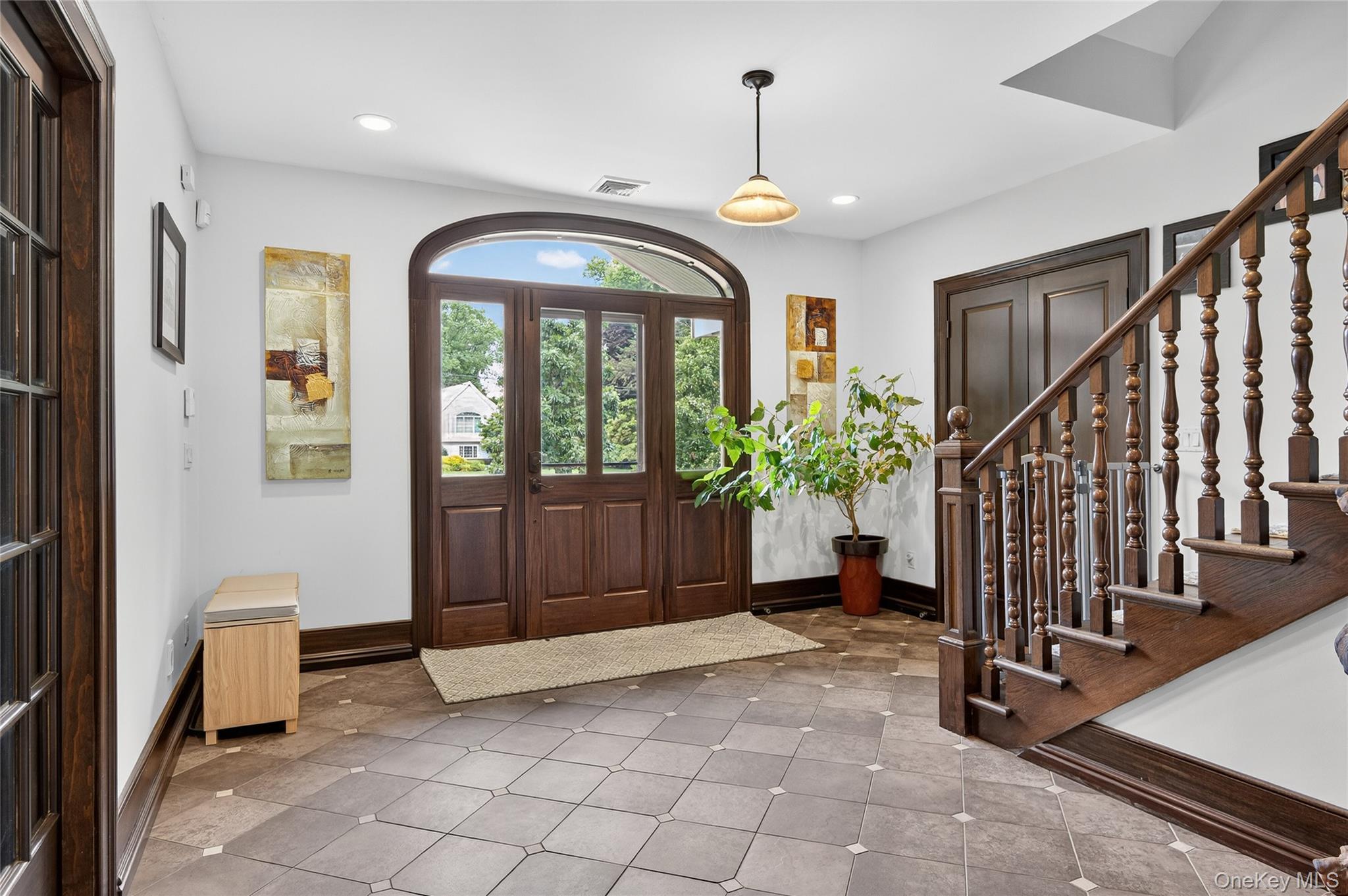 #3 photo, 23 Gloria Lane, サフォーク郡 Huntington , NY 11743