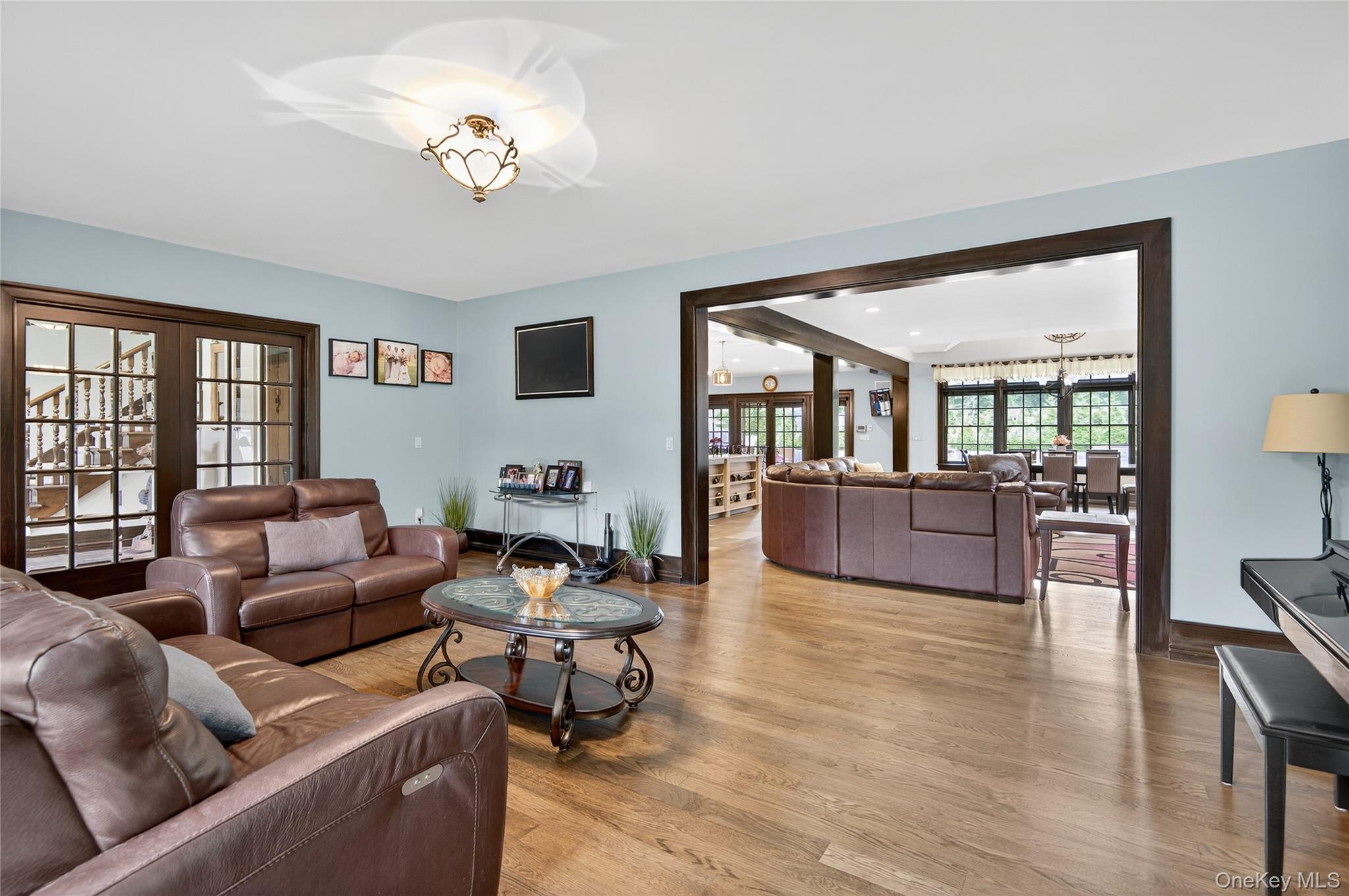 #4 photo, 23 Gloria Lane, サフォーク郡 Huntington , NY 11743