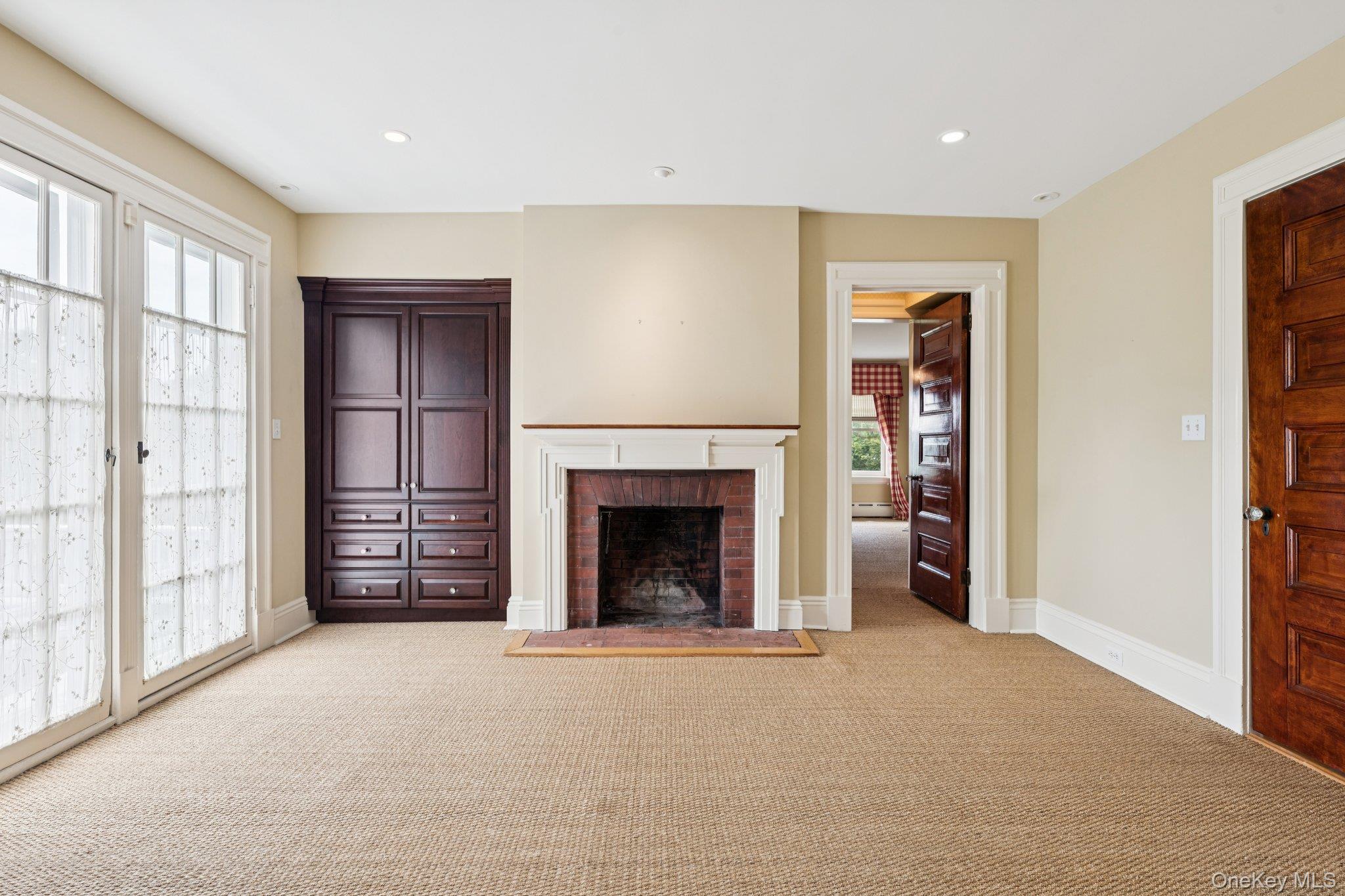 #17 photo, 90 Thompson Avenue, Babylon , NY 11702