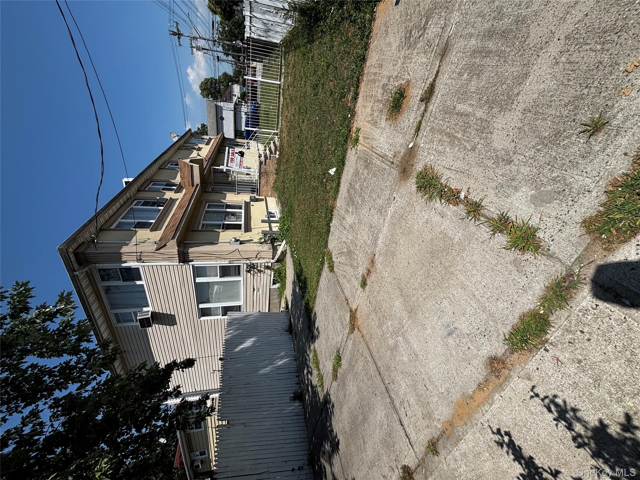 #8 photo, 143-08 224 Street, クイーンズ区 Springfield Gardens , NY 11413