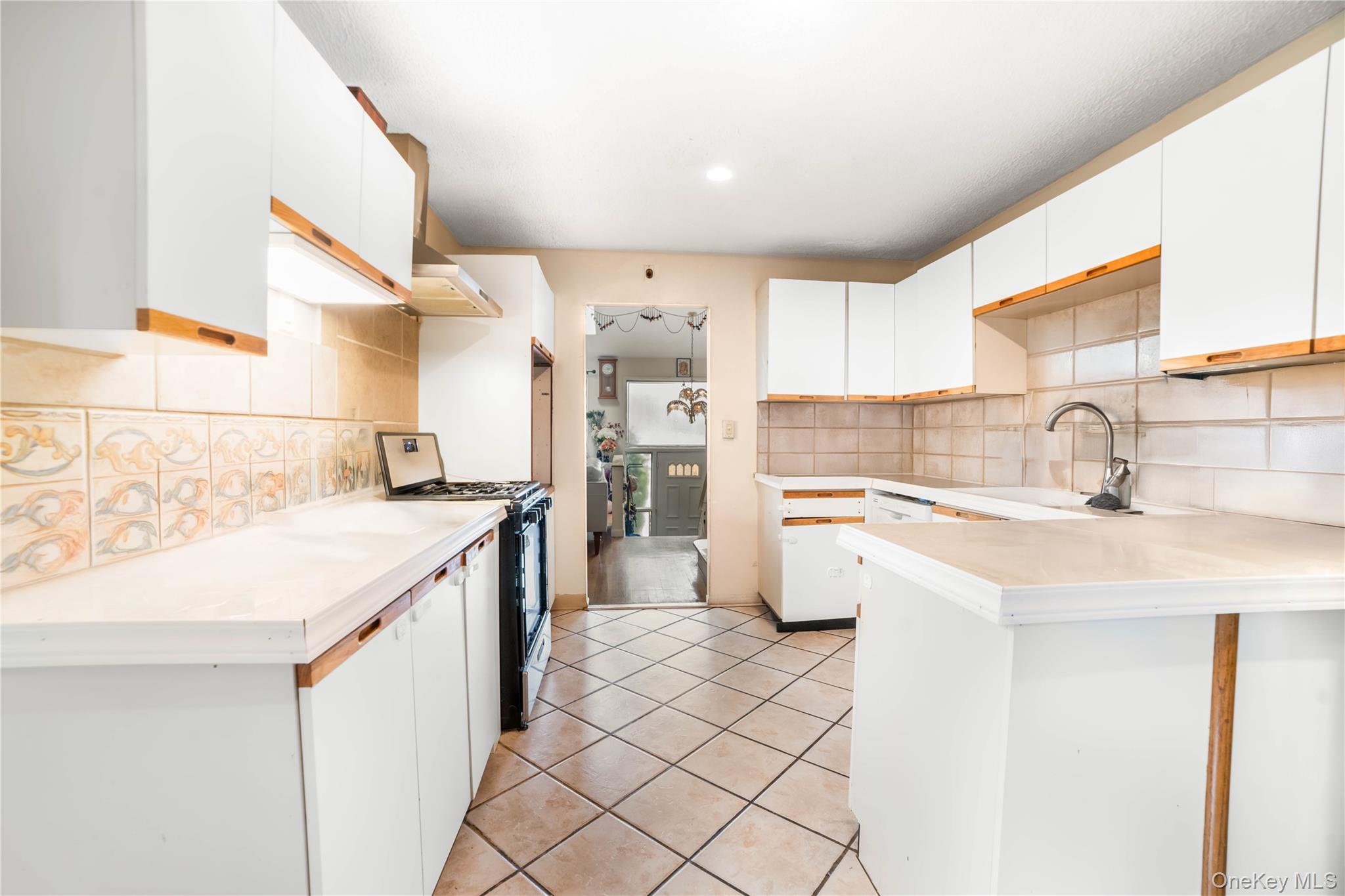 #7 photo, 211 Cantiague Rock Road, ナッソー郡 Westbury , NY 11590