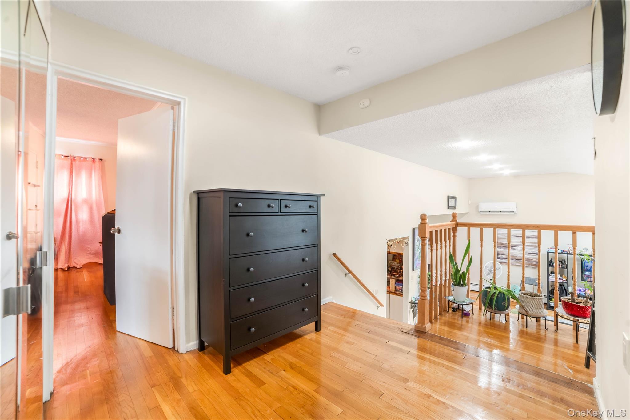 #9 photo, 211 Cantiague Rock Road, ナッソー郡 Westbury , NY 11590