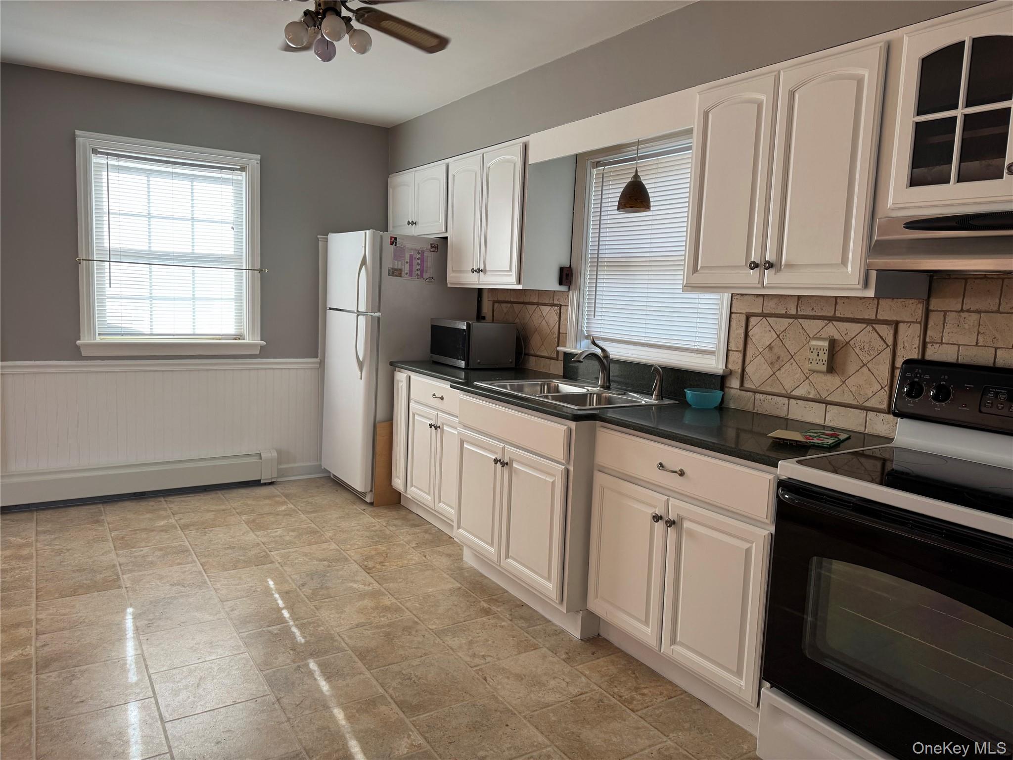 #13 photo, 29 Dorchester Street, サフォーク郡 Huntington Station , NY 11746