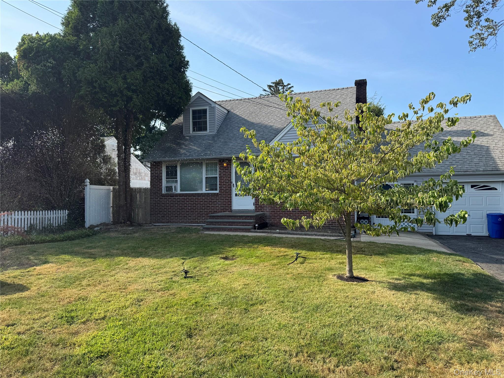 #3 photo, 29 Dorchester Street, サフォーク郡 Huntington Station , NY 11746