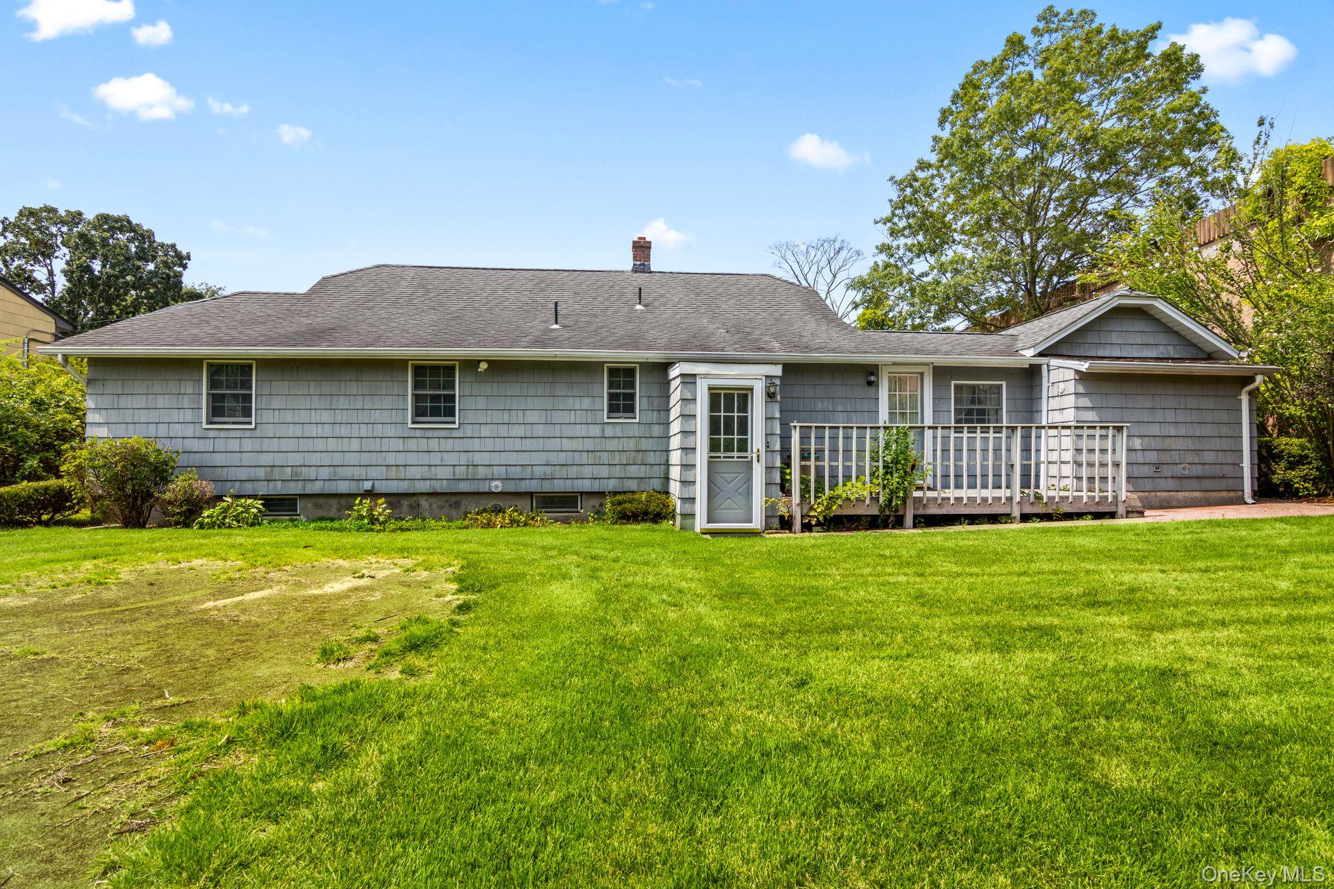 #17 photo, 651 Sayville Avenue, サフォーク郡 Sayville , NY 11782