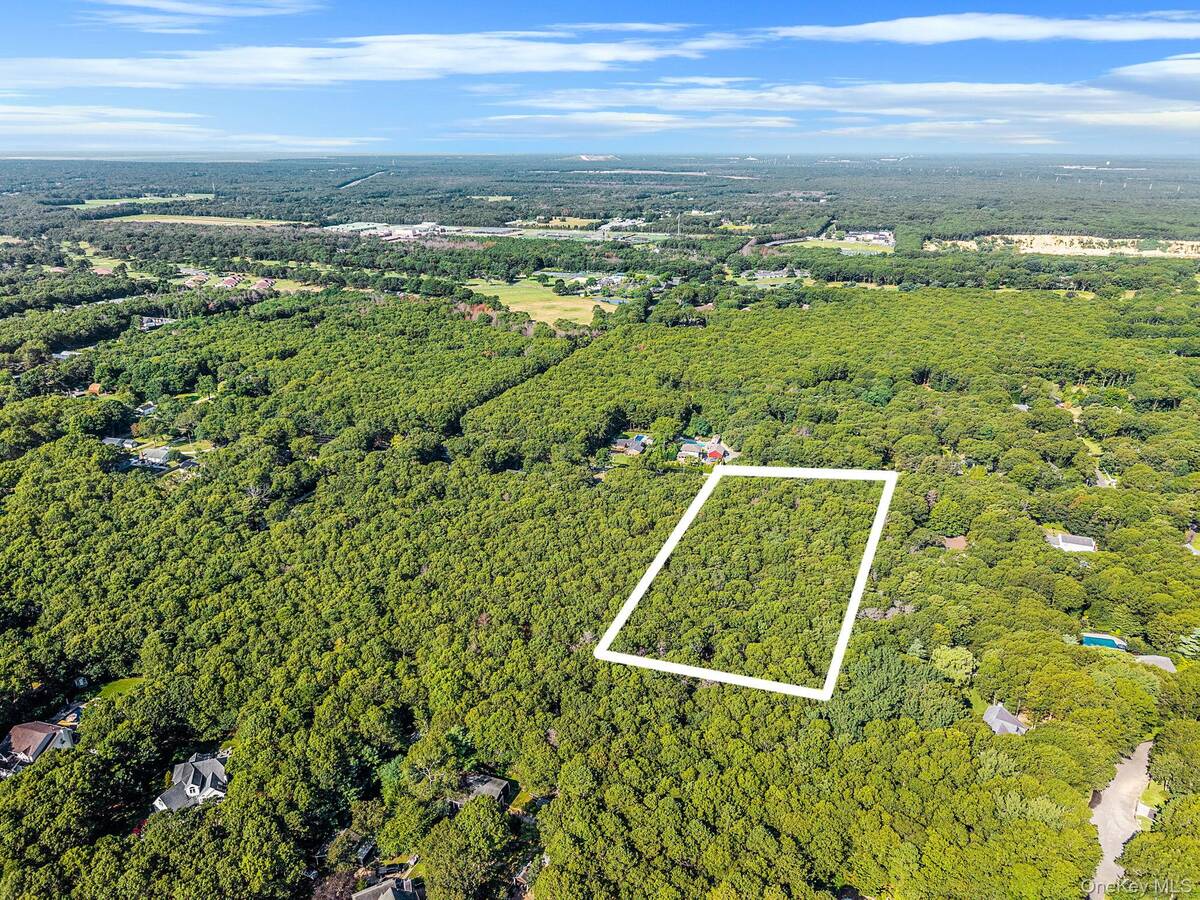 #23 photo, 200 Wading River Road, サフォーク郡 Manorville , NY 11949