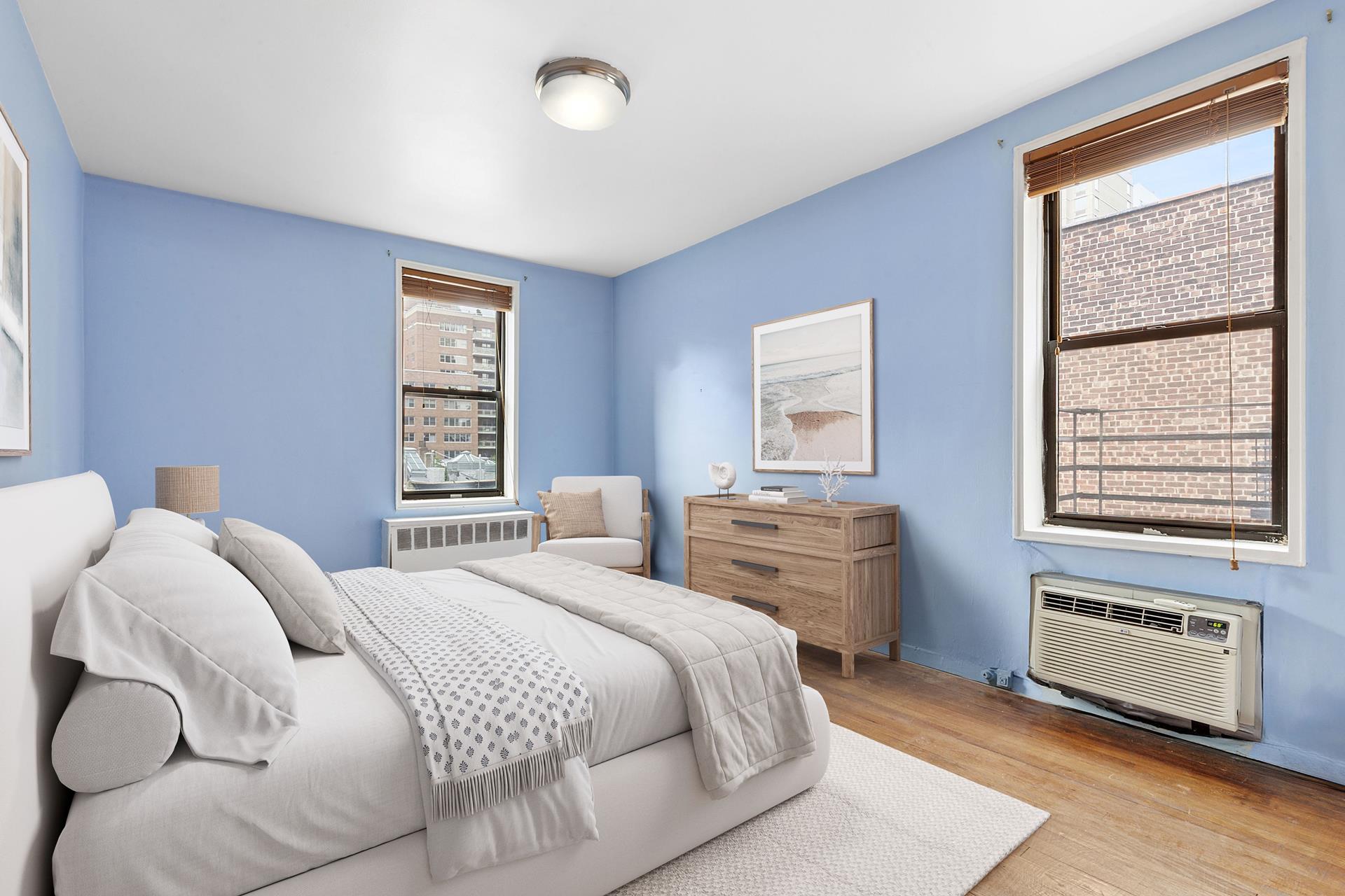 #19 photo, 330 E 70TH Street, Lenox Hill , NY 10021