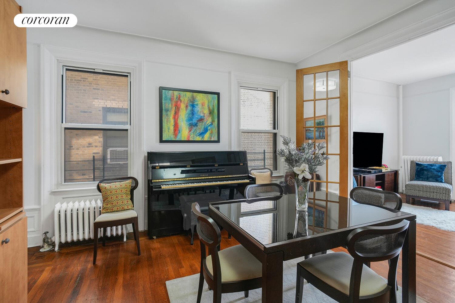 #10 photo, 875 W 181ST Street, マンハッタン Hudson Heights , NY 10033