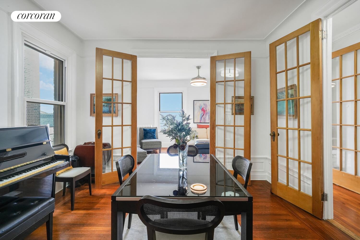 #8 photo, 875 W 181ST Street, マンハッタン Hudson Heights , NY 10033