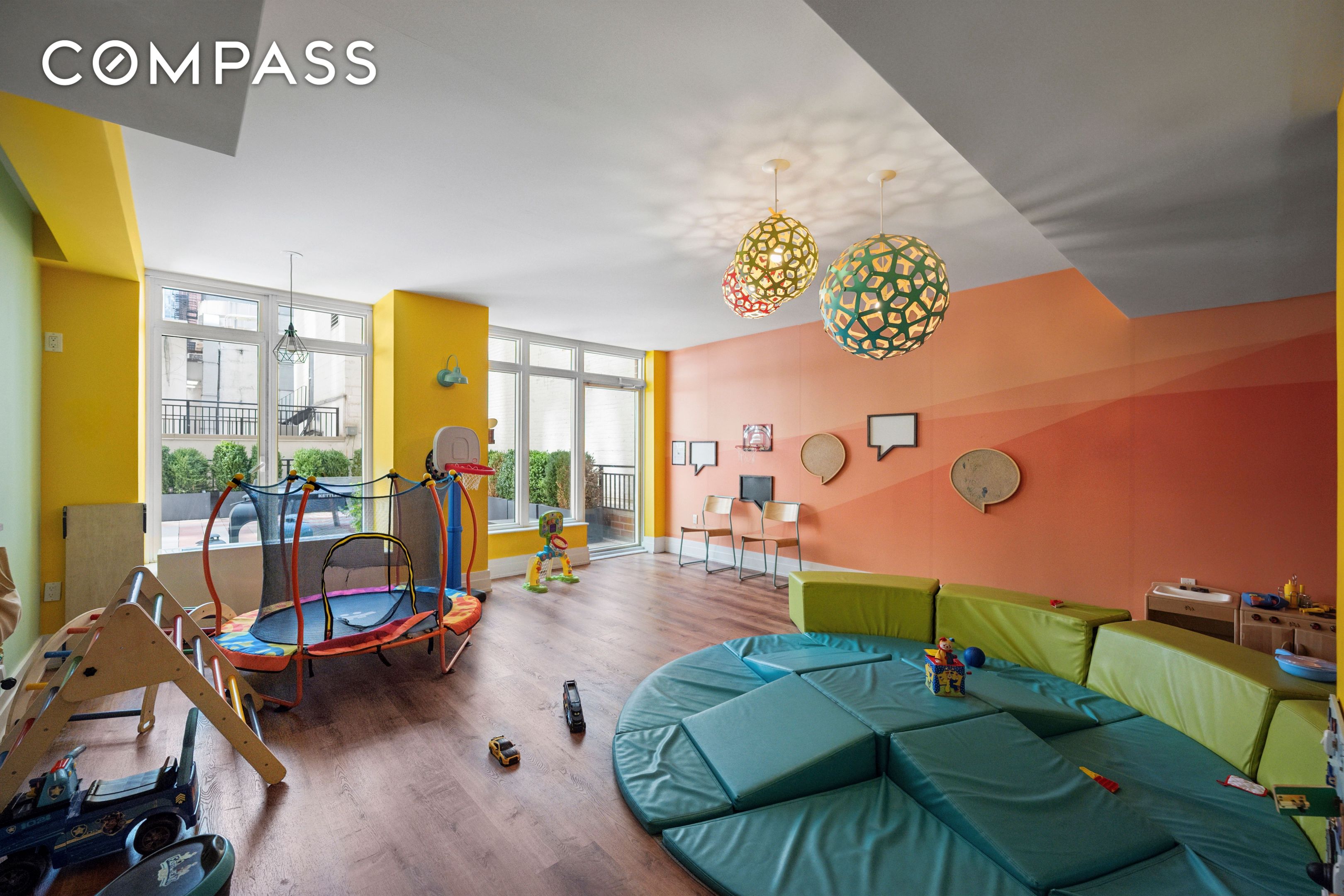 #18 photo, 205 E 85th Street, マンハッタン Upper East Side , NY 10028