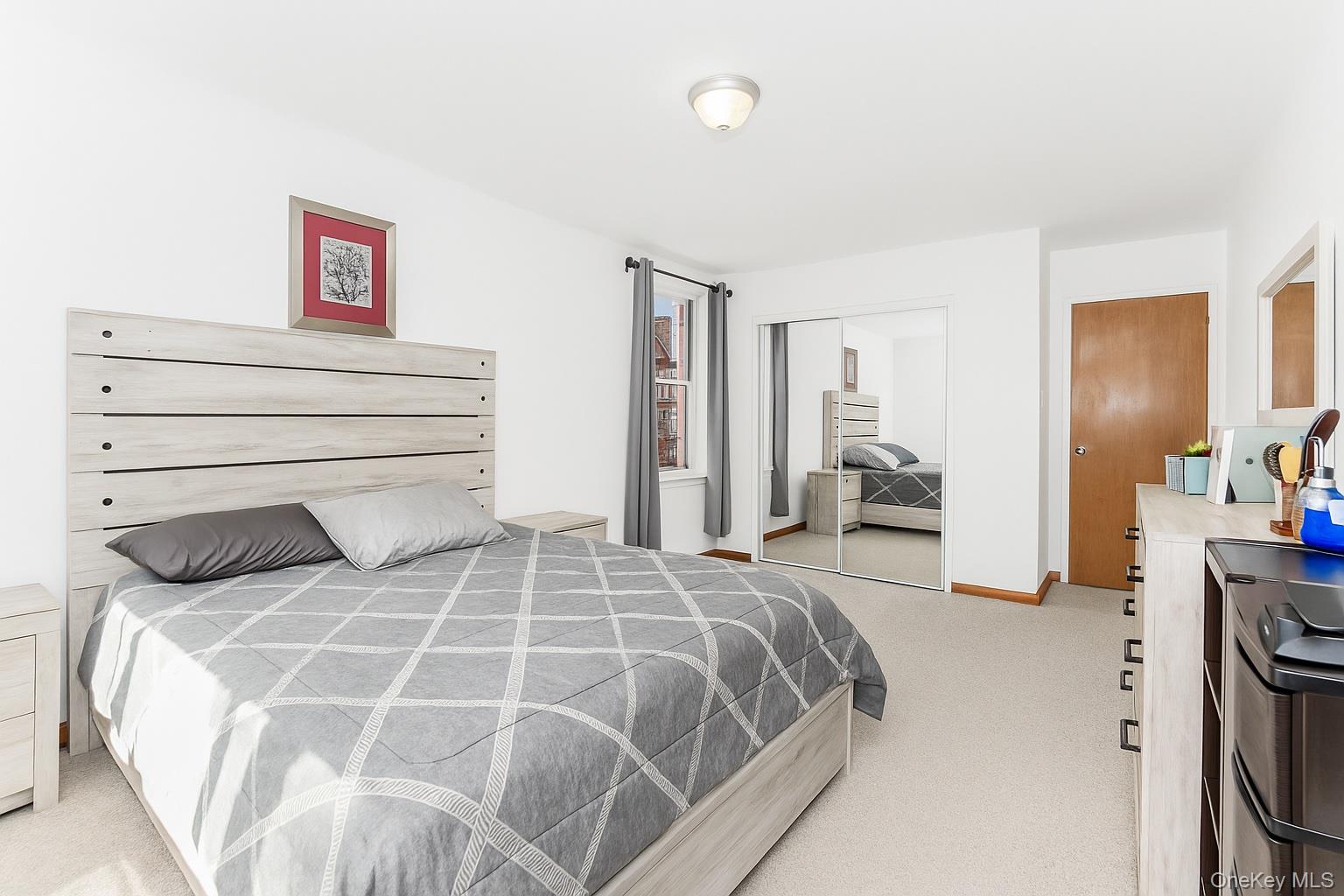 #13 photo, 1300 Midland Avenue, Yonkers , NY 10704