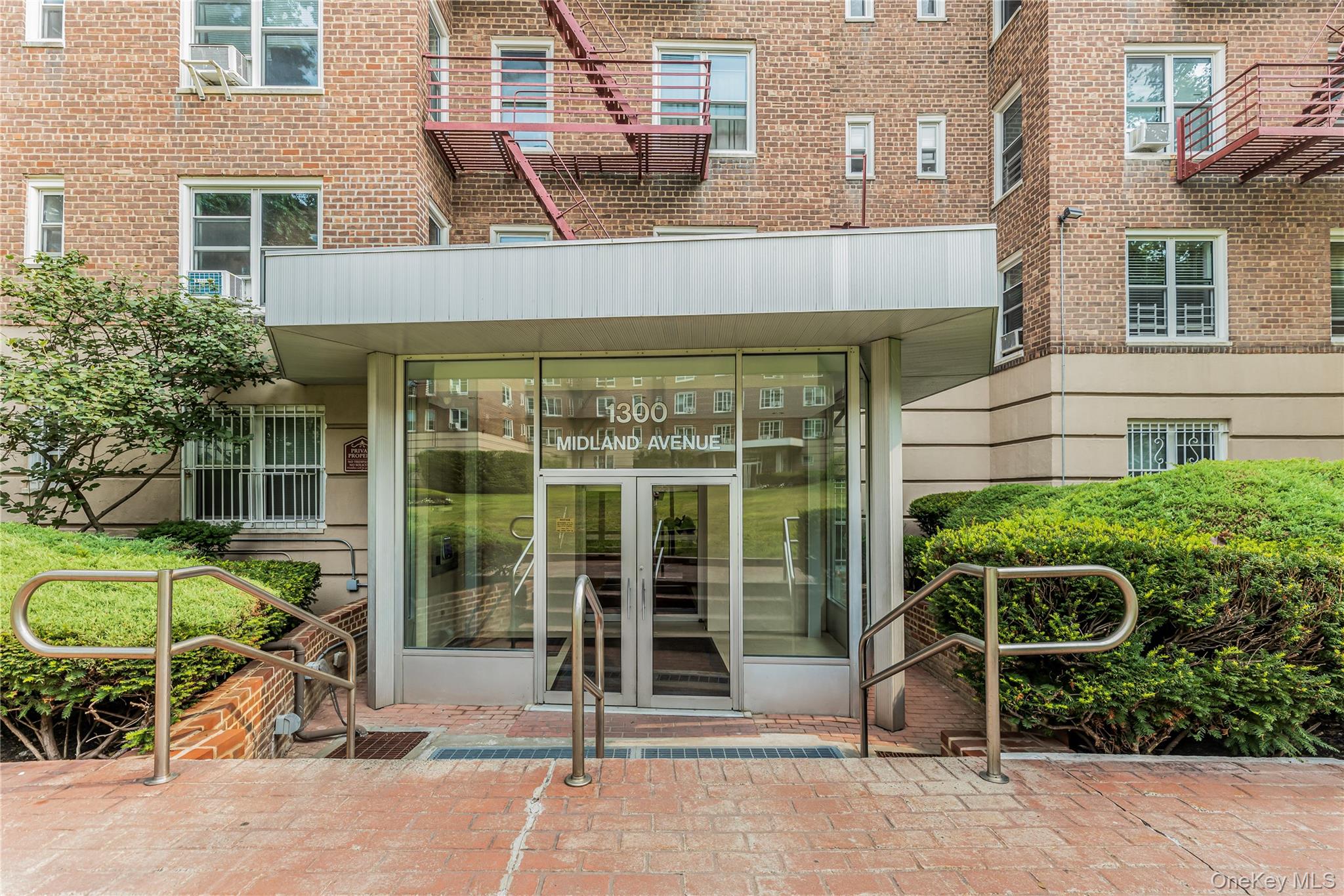 #20 photo, 1300 Midland Avenue, Yonkers , NY 10704