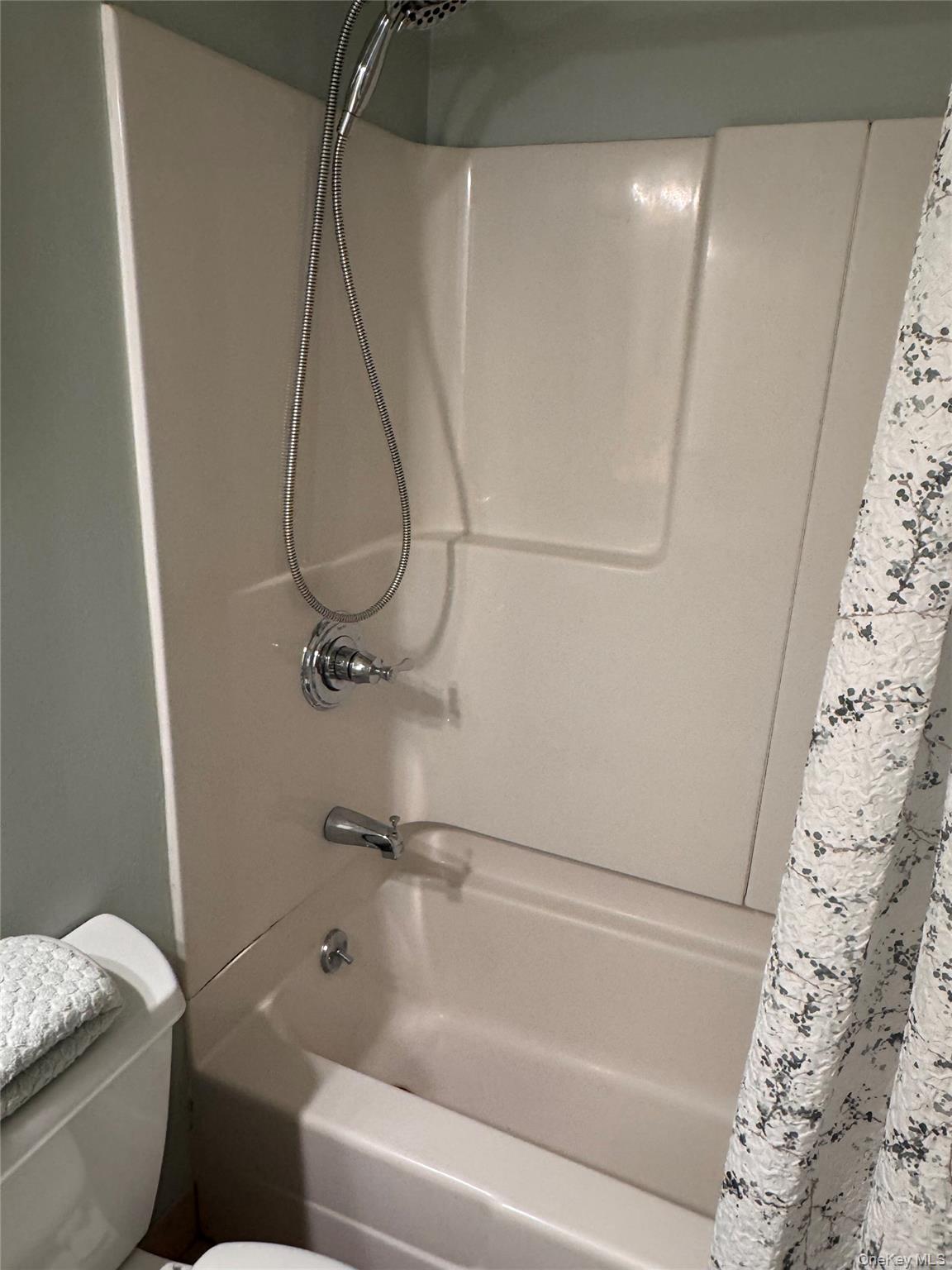 #8 photo, 101 Sylvan Avenue, サフォーク郡 Miller Place , NY 11764