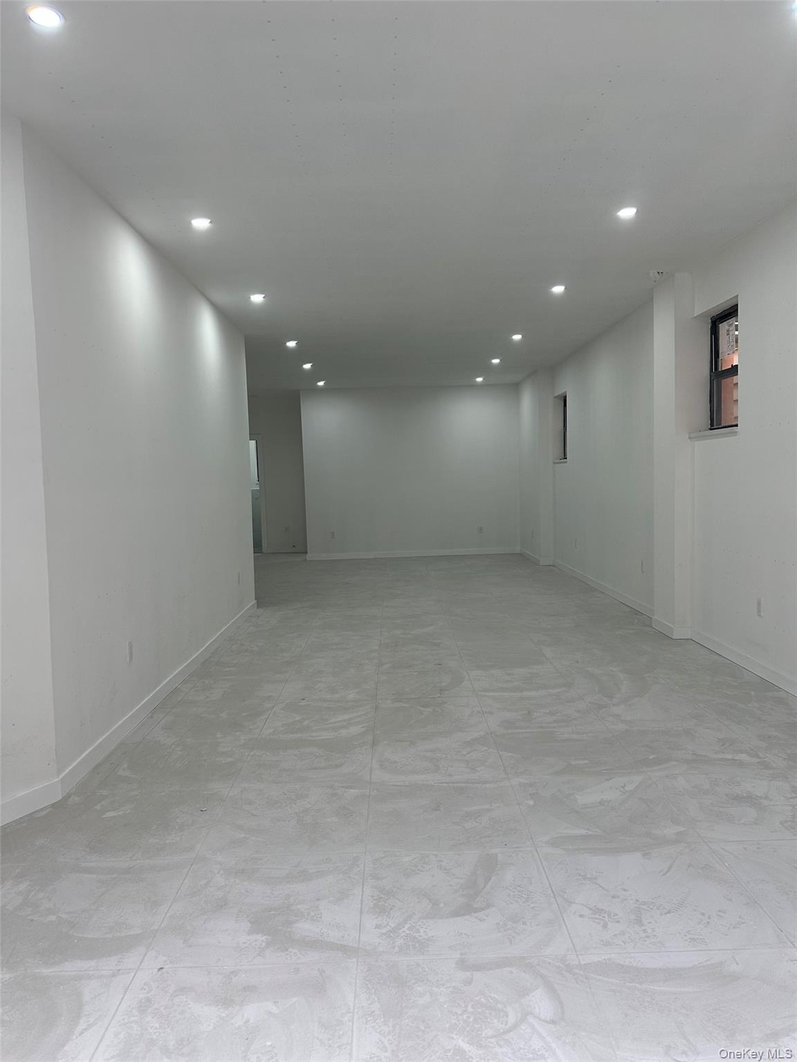 #1 photo, 2506 Hughes Avenue, ブロンクス区 Bronx , NY 10458