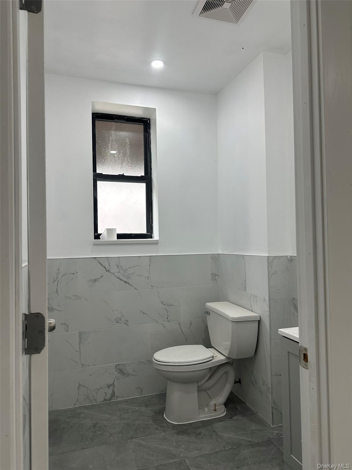 #2 photo, 2506 Hughes Avenue, ブロンクス区 Bronx , NY 10458