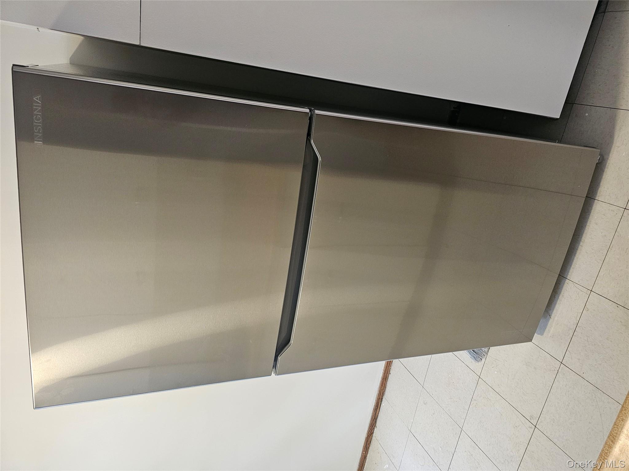 #11 photo, 21-85 34th Ave, クイーンズ区 Astoria , NY 11106