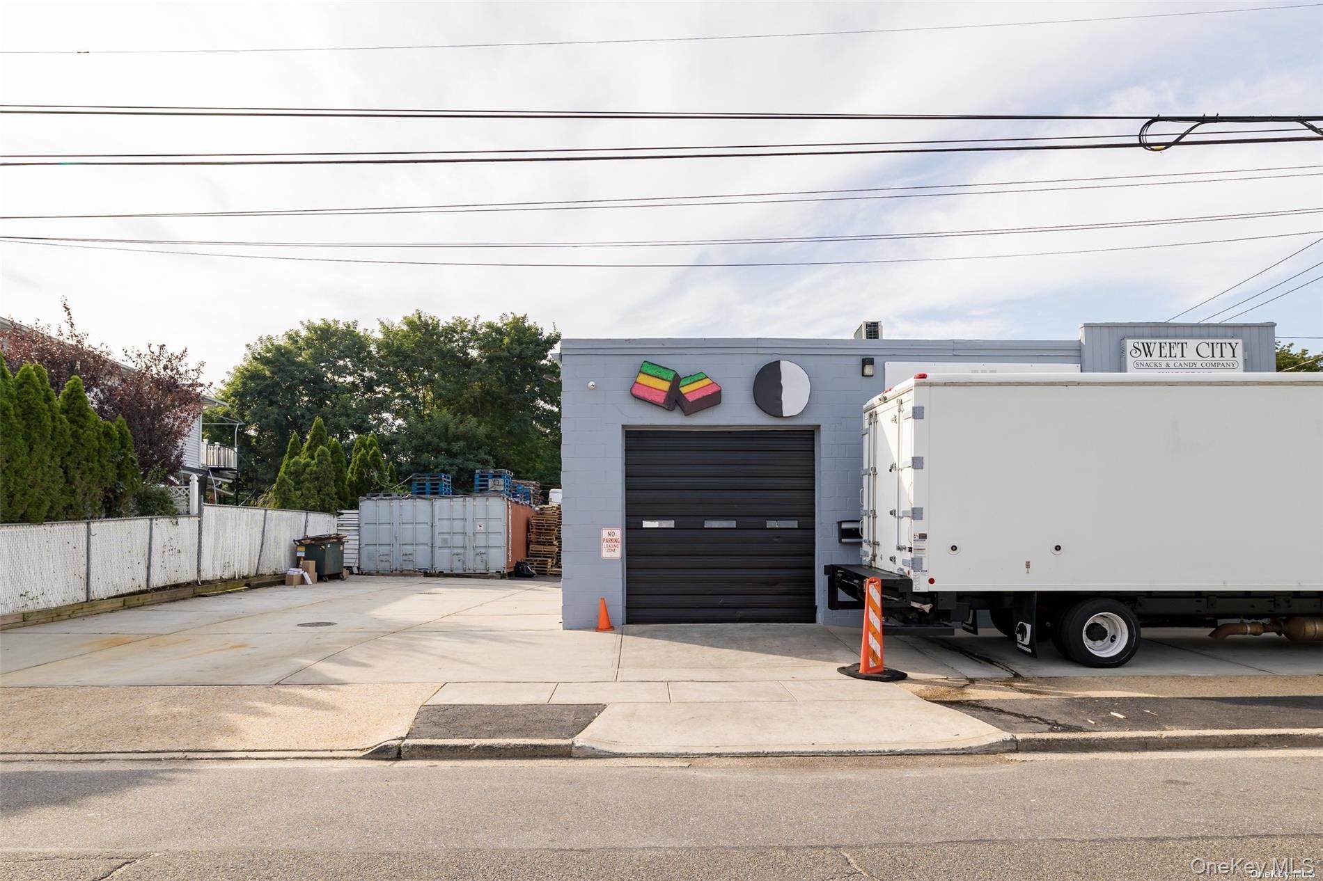 #4 photo, 848 Main Street, ナッソー郡 Farmingdale , NY 11735