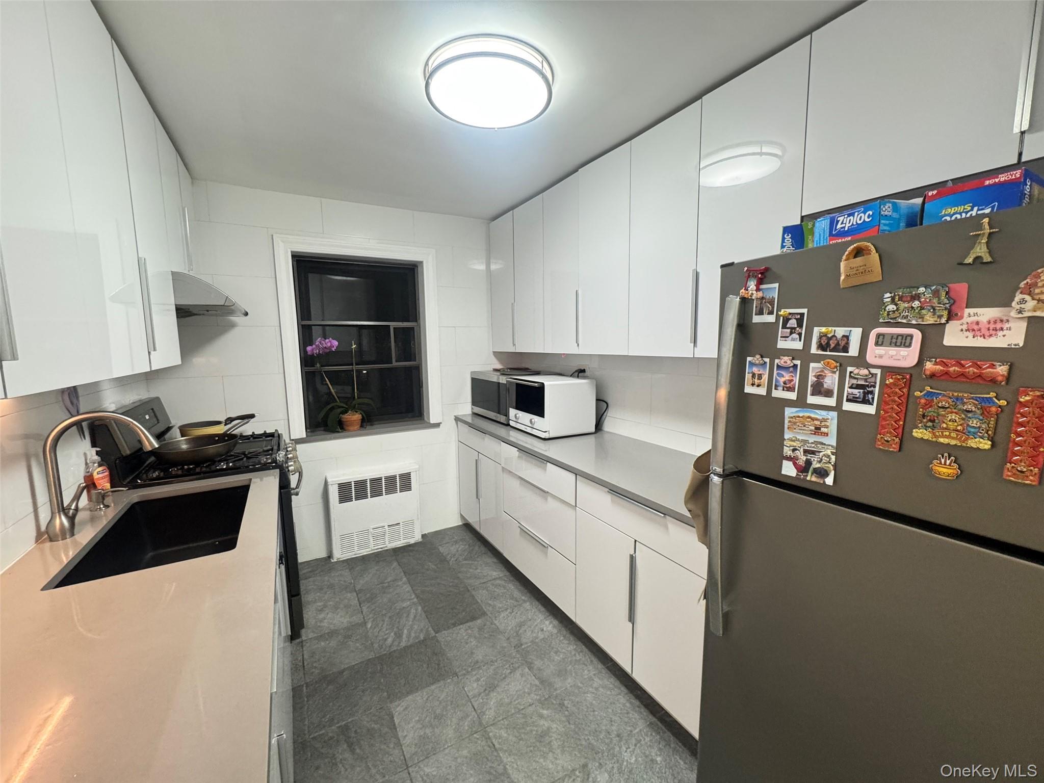 #9 photo, 31-31 138th Street, Flushing , NY 11354