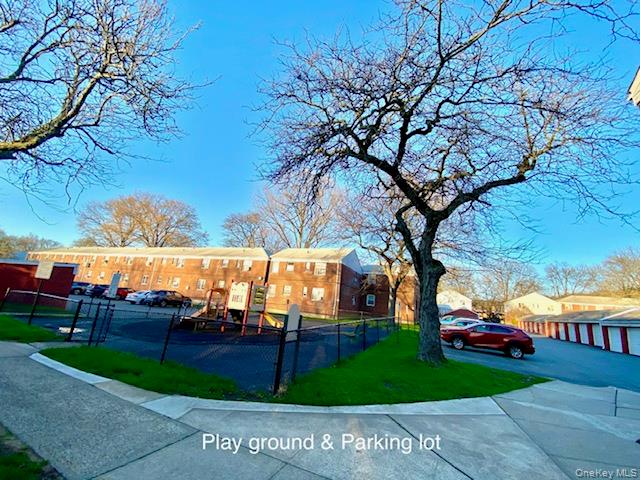 #18 photo, 69-41 218 Street, クイーンズ区 Bayside , NY 11364