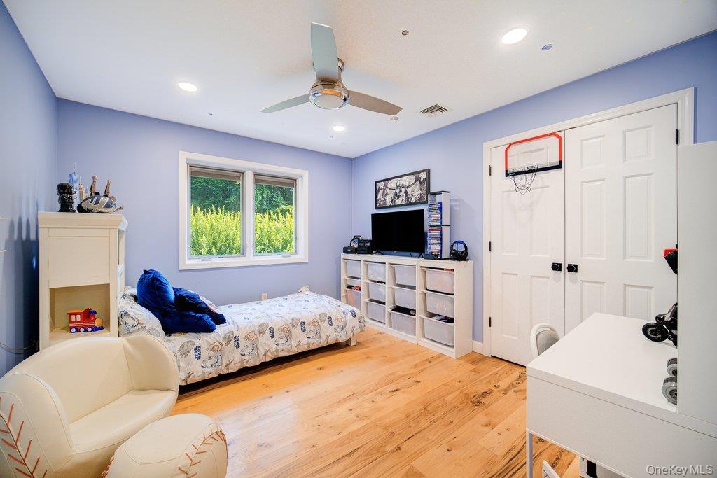 #19 photo, 237 Mineral Springs Road, Central Valley , NY 10930