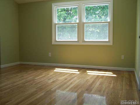 #5 photo, 1987 Lakeville Road, ナッソー郡 New Hyde Park , NY 11040