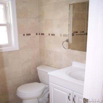 #7 photo, 1987 Lakeville Road, ナッソー郡 New Hyde Park , NY 11040