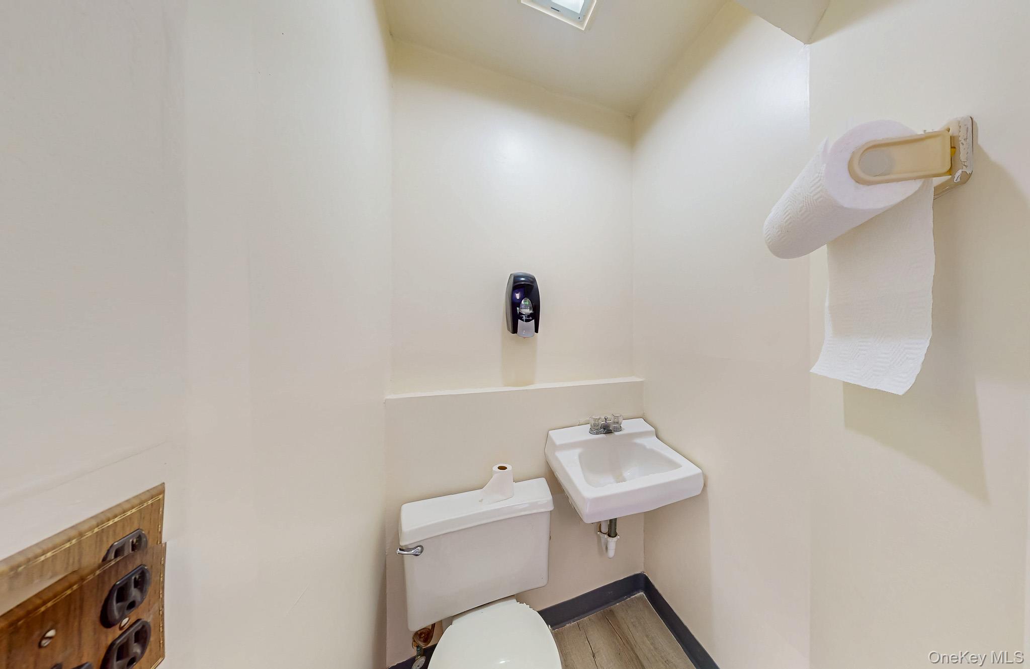 #15 photo, 169 N Plank Road, Newburgh , NY 12550