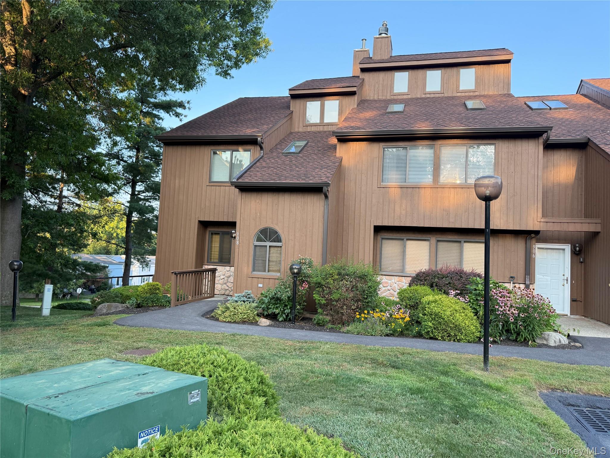 #1 photo, 908 Scenic Lane, Poughkeepsie , NY 12603