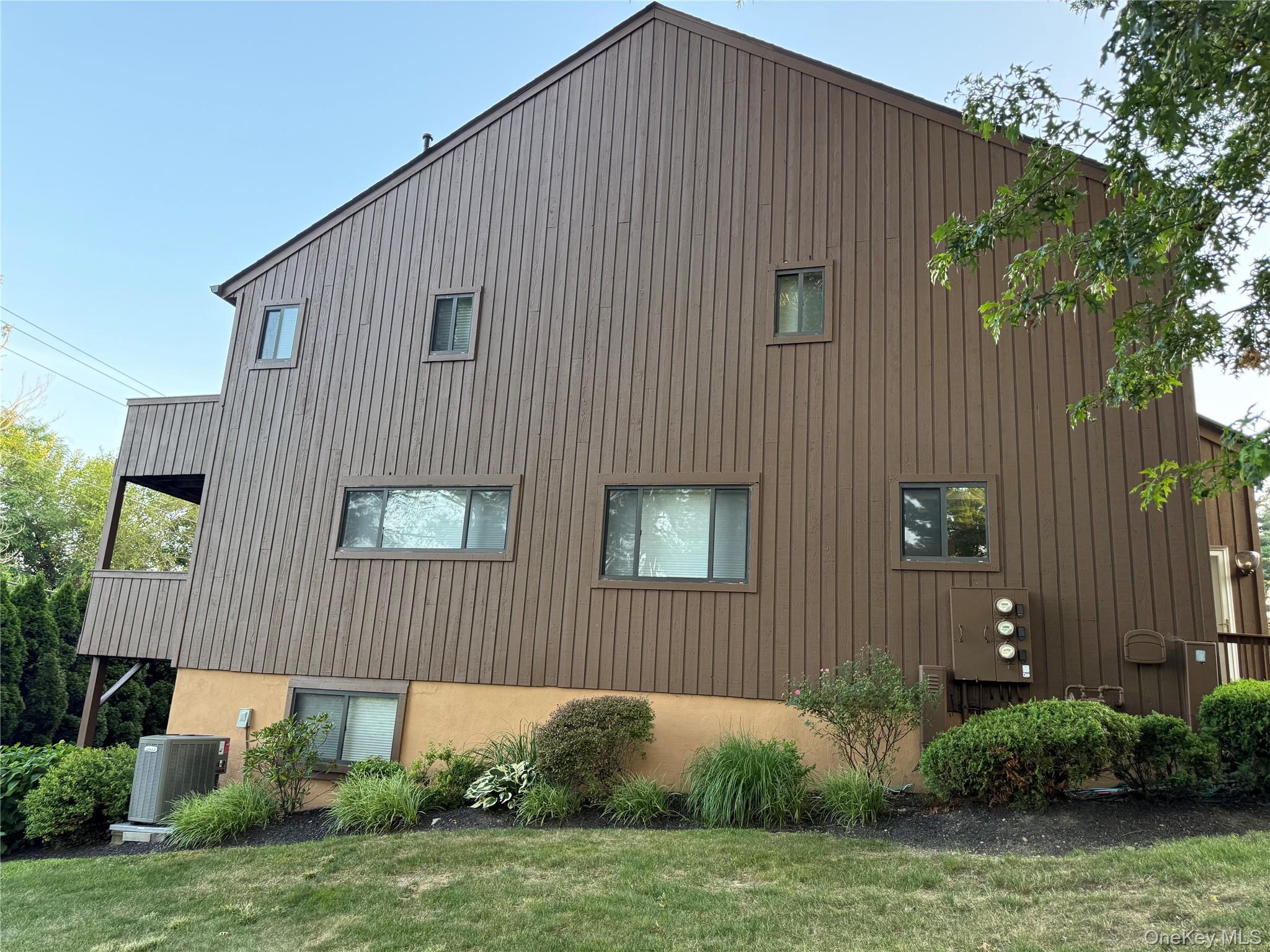 #3 photo, 908 Scenic Lane, Poughkeepsie , NY 12603