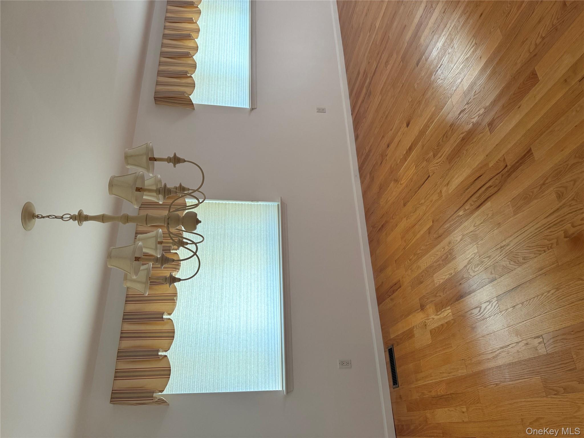 #9 photo, 908 Scenic Lane, Poughkeepsie , NY 12603