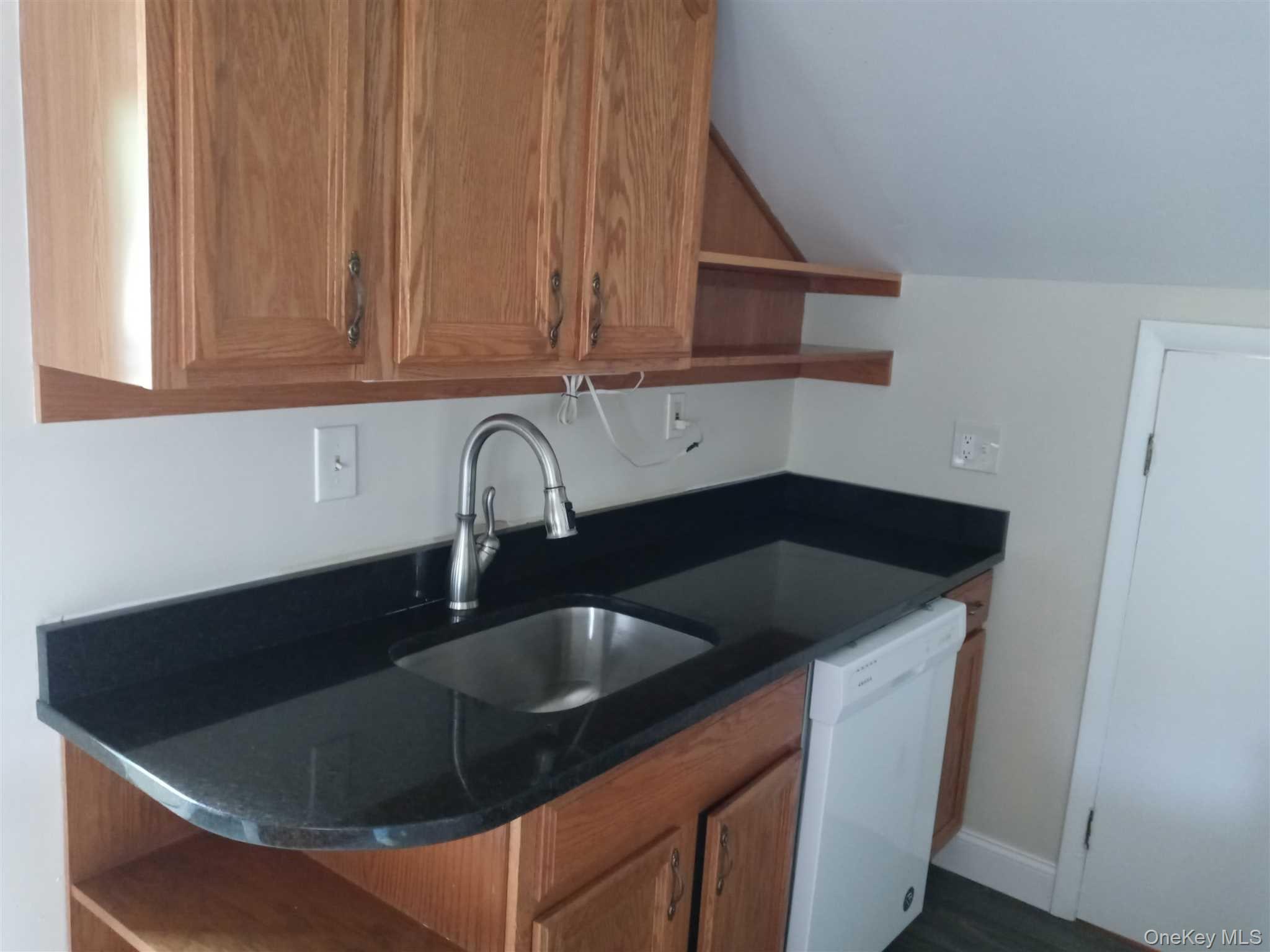 #8 photo, 113 ACADEMY Street, Poughkeepsie , NY 12601