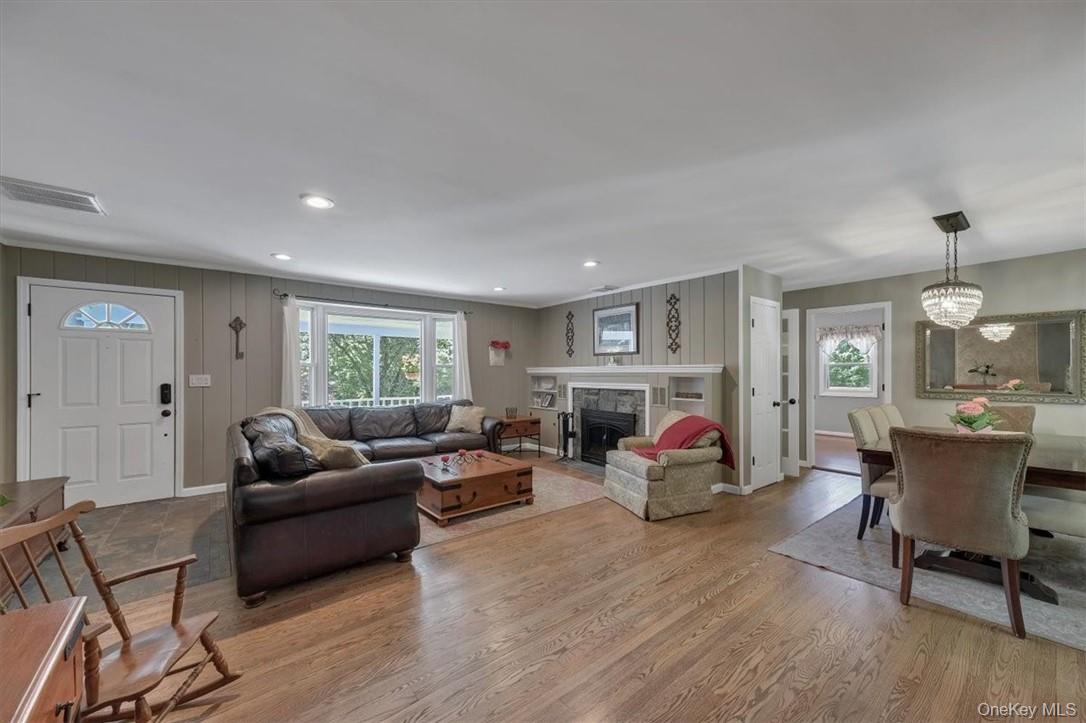 #6 photo, 13 Split Rock Road, Mahopac , NY 10541