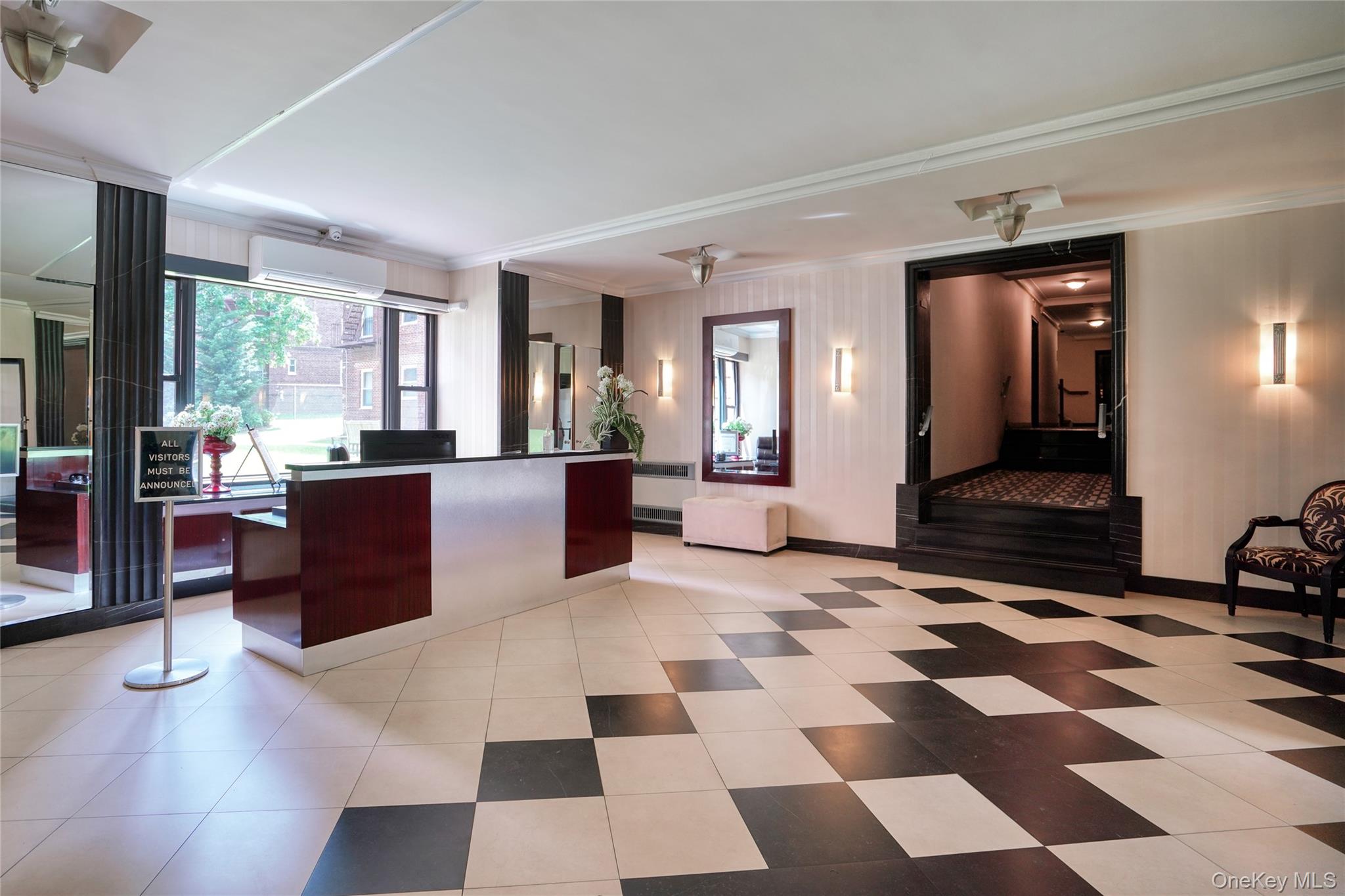 #11 photo, 113-14 72nd Road, クイーンズ区 Forest Hills , NY 11375