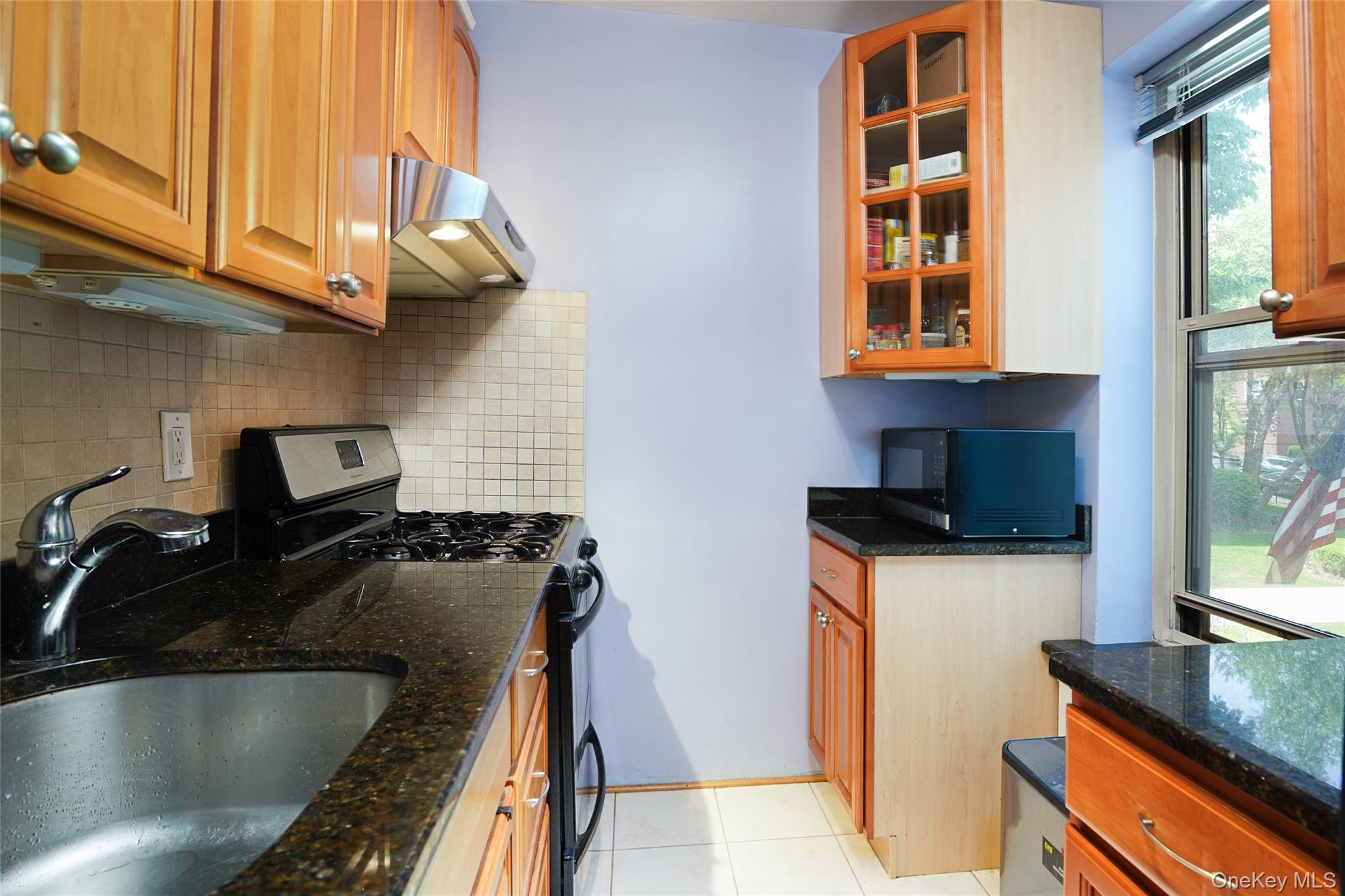 #4 photo, 113-14 72nd Road, クイーンズ区 Forest Hills , NY 11375