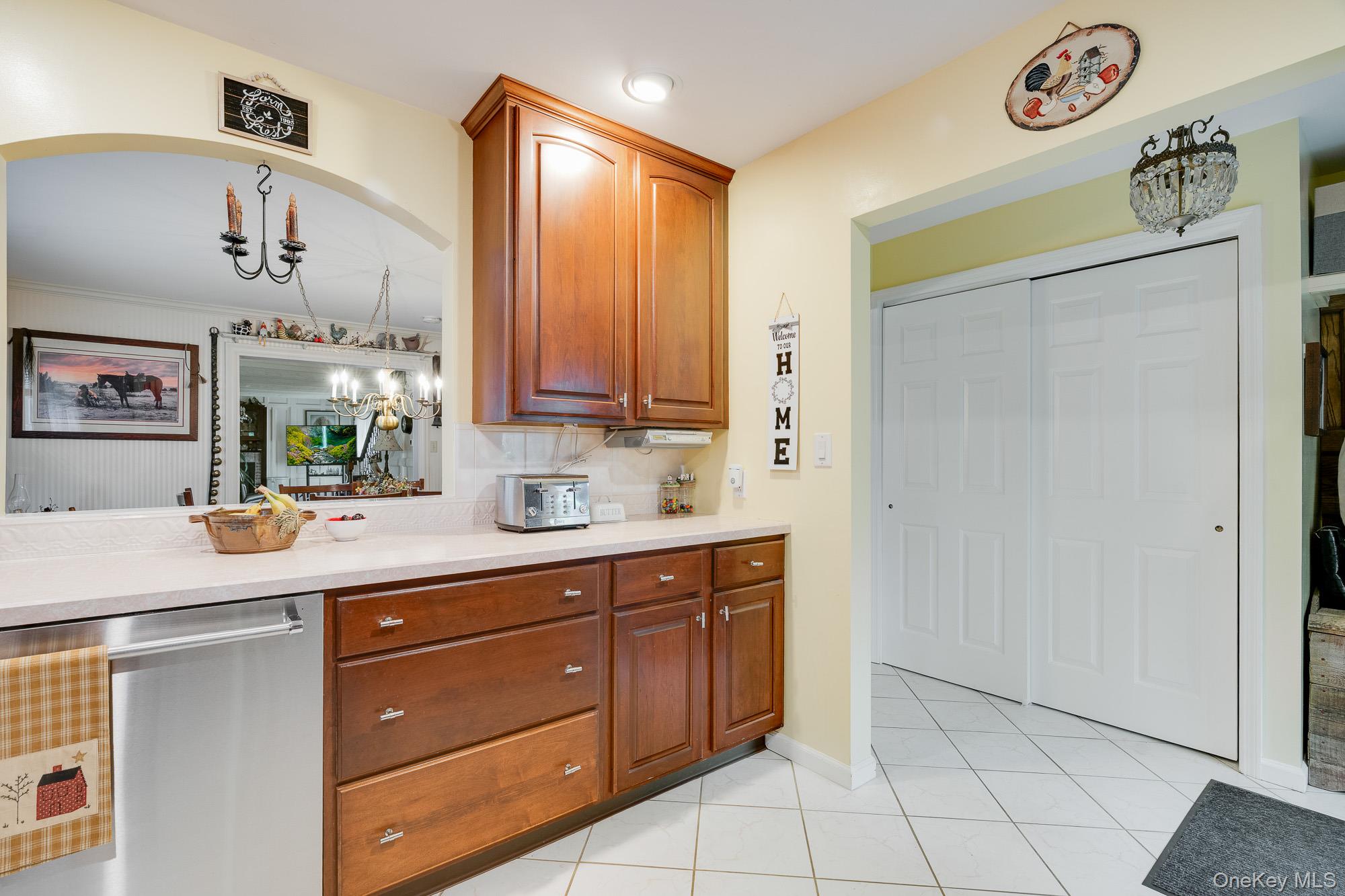 #18 photo, 424 Gower Road, Call Listing Agent , NY 12302