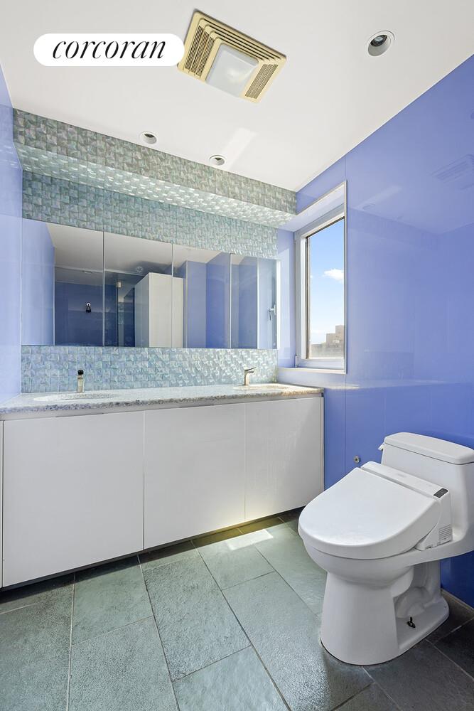 #18 photo, 250 E 40TH Street, マンハッタン Murray Hill , NY 10016