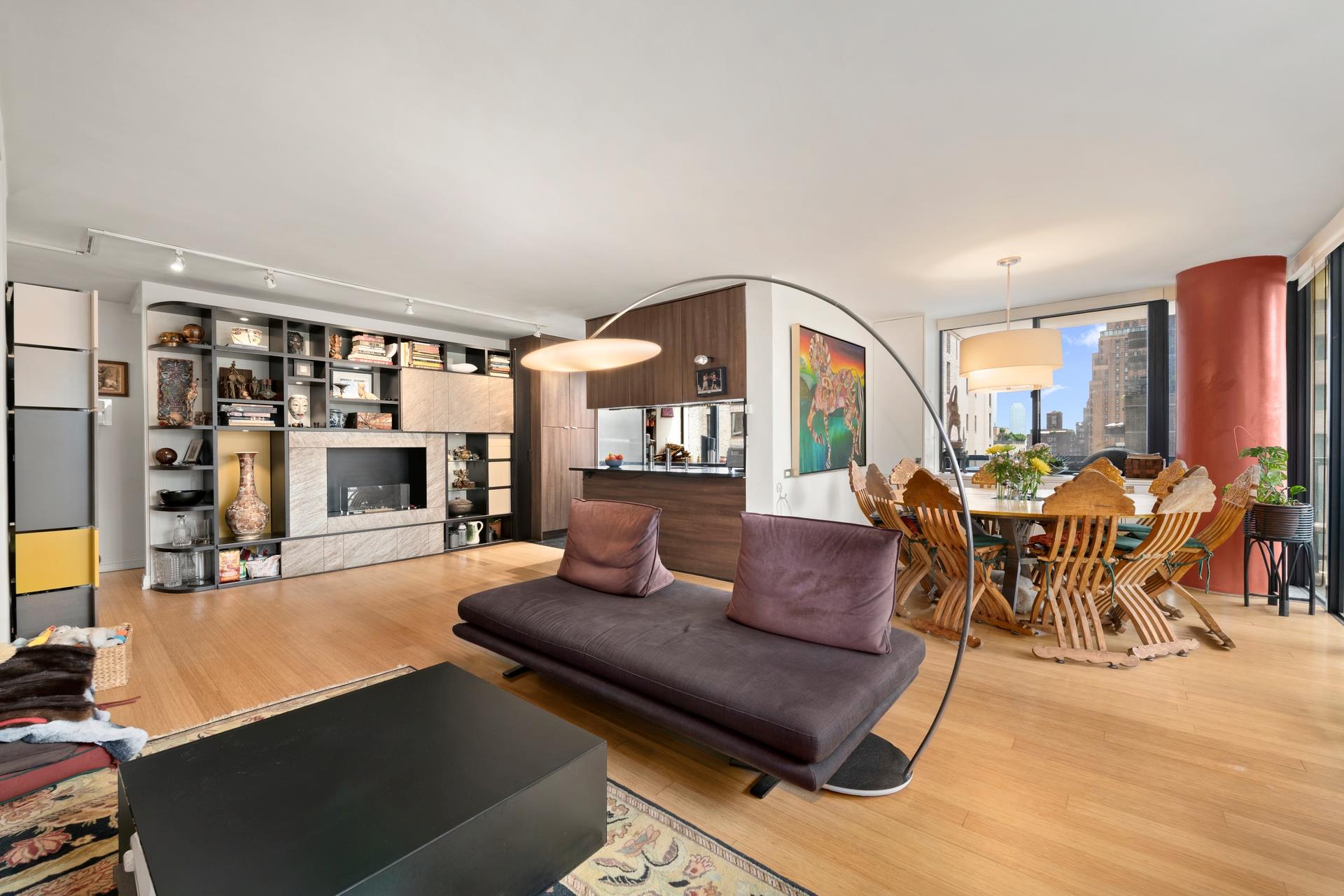 #17 photo, 255 E 49TH Street, マンハッタン Turtle Bay , NY 10022